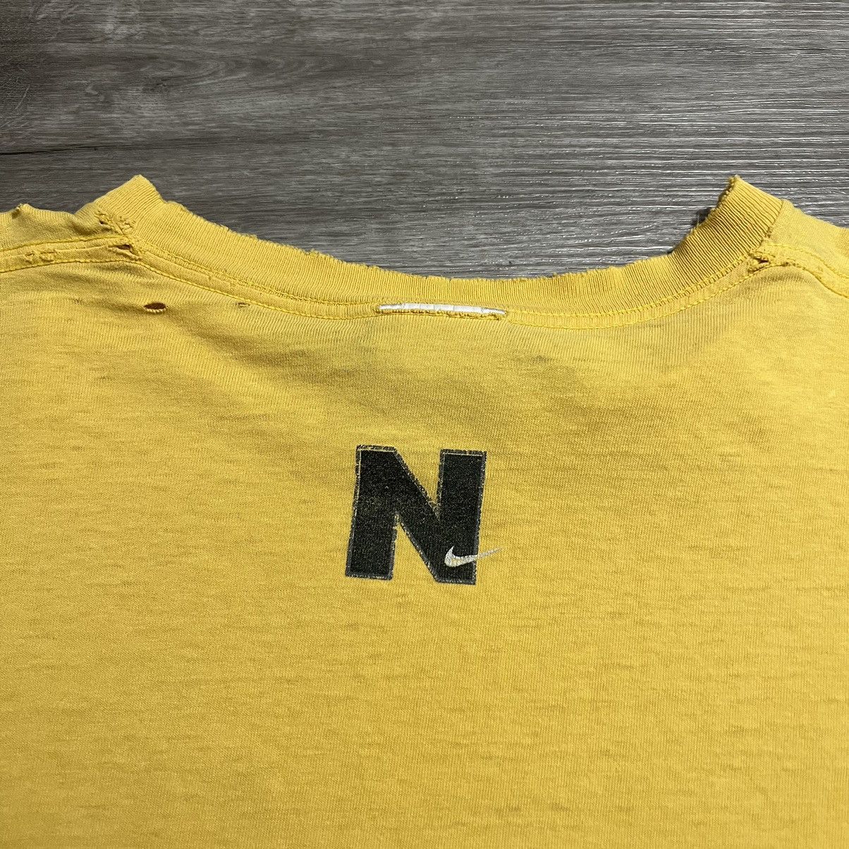 Nike × Vintage Vintage Nike Logo Tee Size US L / EU 52-54 / 3 - 11 Thumbnail