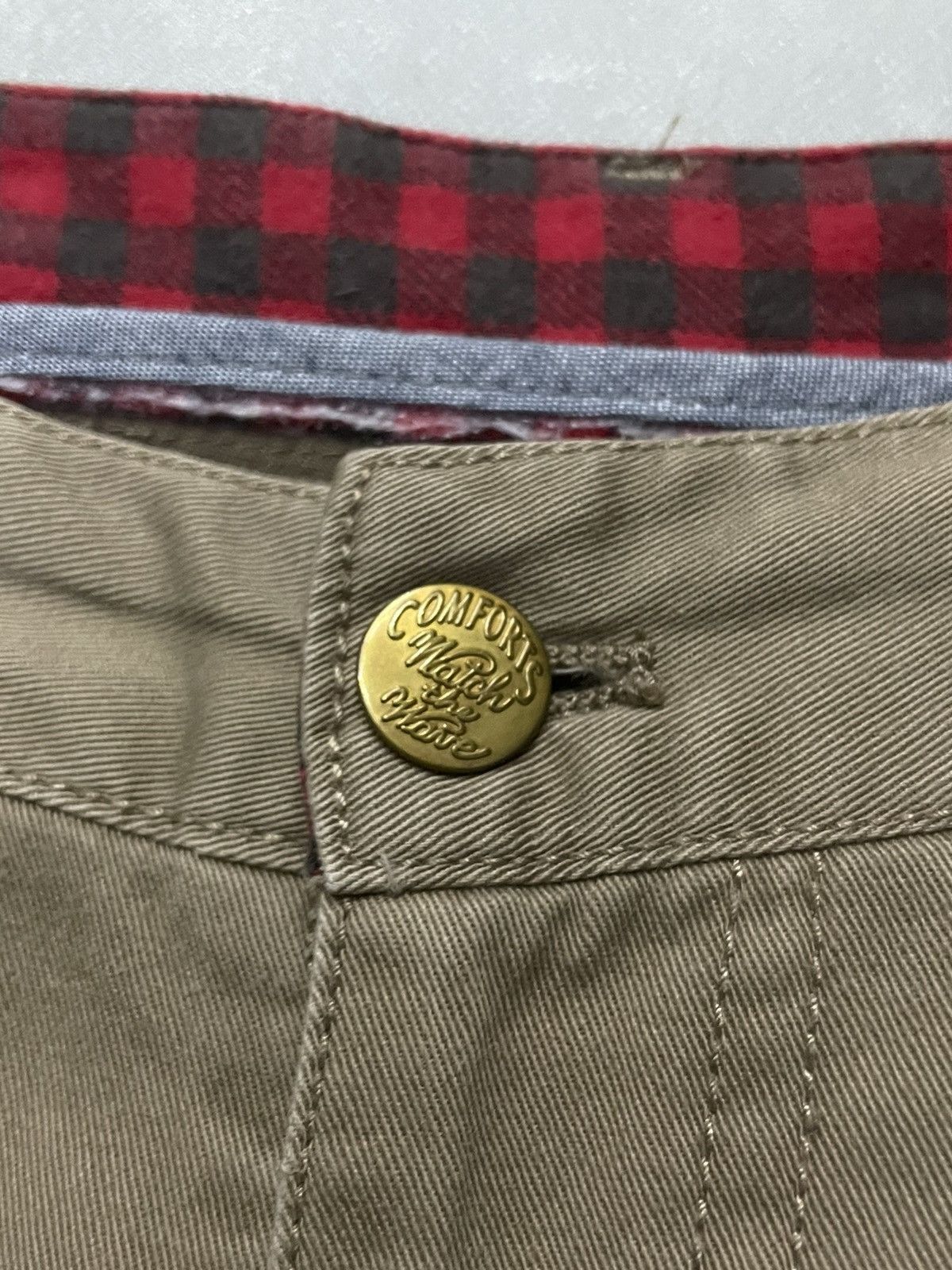 Dickies × Mickey Mouse Dickies X Mickey mouse embroidered khakis pants regular cut Size 29" - 14 Thumbnail