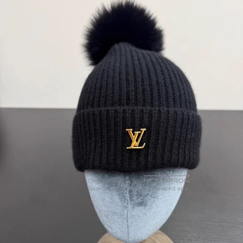 Louis Vuitton Louis Vuitton Black Cashmere Fox Ball Wool Hat Size ONE SIZE - 2 Thumbnail