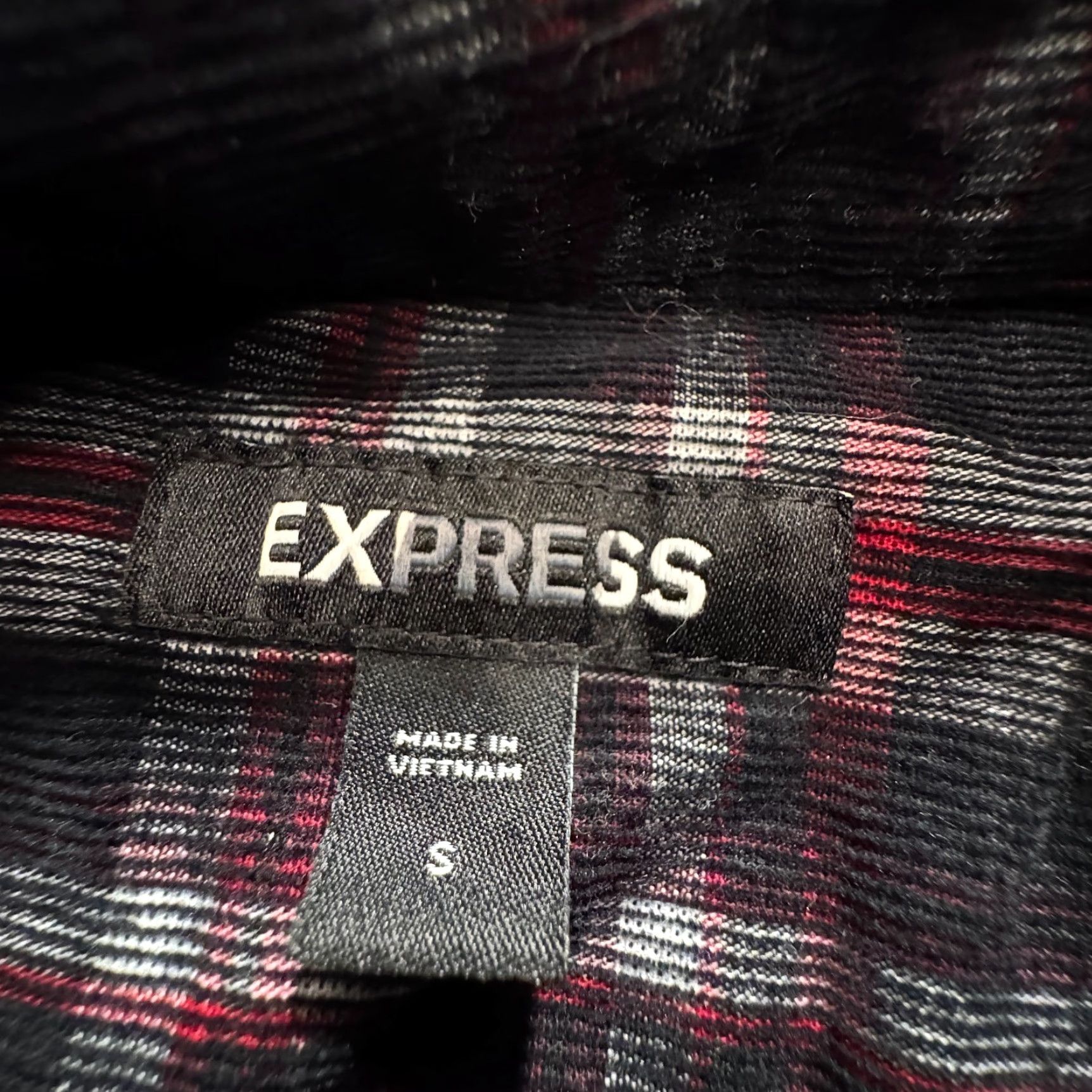 Express Express Shirt Mens Small Black Red Plaid Corduroy Cotton Preppy Casual Shirt Black Plaid Corduroy Cotton Express Mens Small - 90s? Size US S / EU 44-46 / 1 - 3 Thumbnail