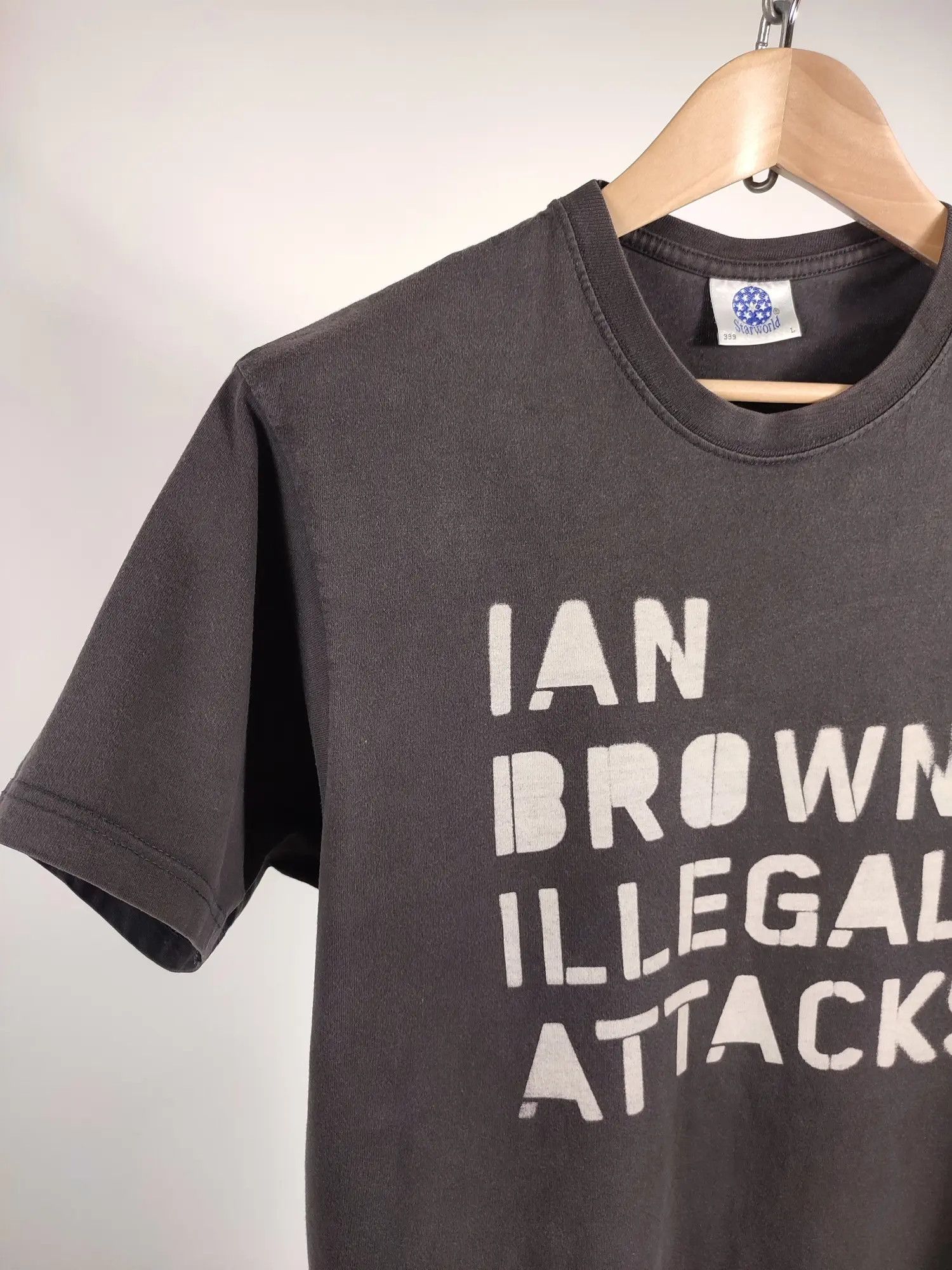 Band Tees × Vintage Ian Brown Illegal Attacks Vintage The Stone Roses T-shirt Size US L / EU 52-54 / 3 - 4 Thumbnail