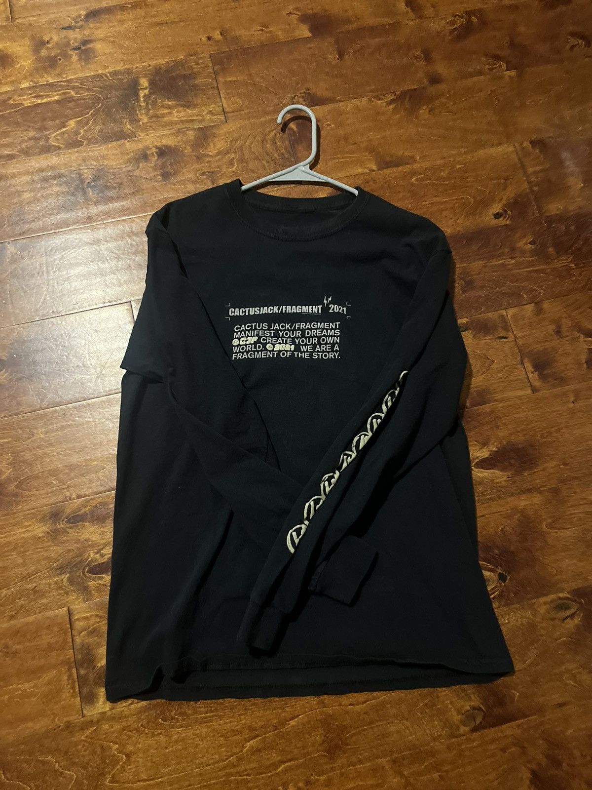 Travis Scott Travis Scott long sleeve fragment logo ‘Black’ Size US S / EU 44-46 / 1 - 2 Thumbnail