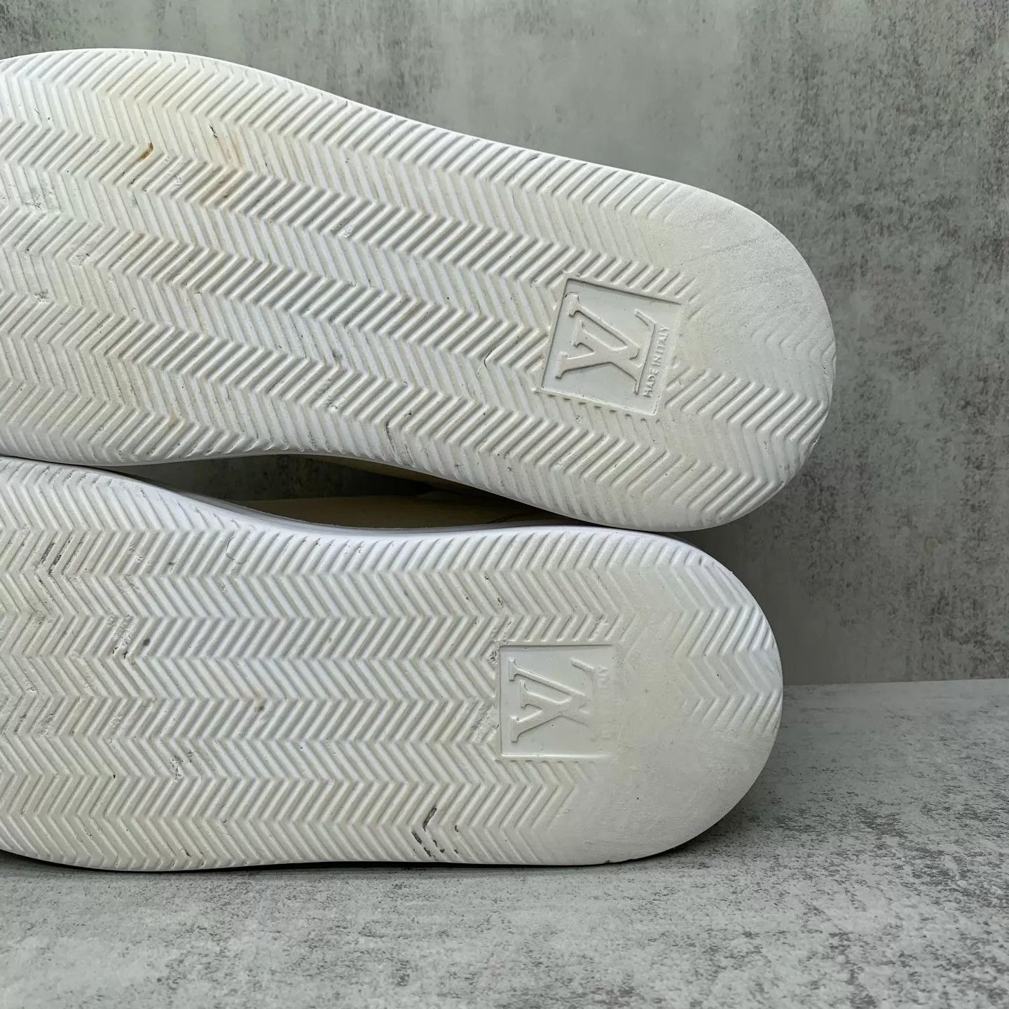 Louis Vuitton Lv Beverly White Sneakers 41 9/10 Size US 8 / EU 41 - 9 Thumbnail