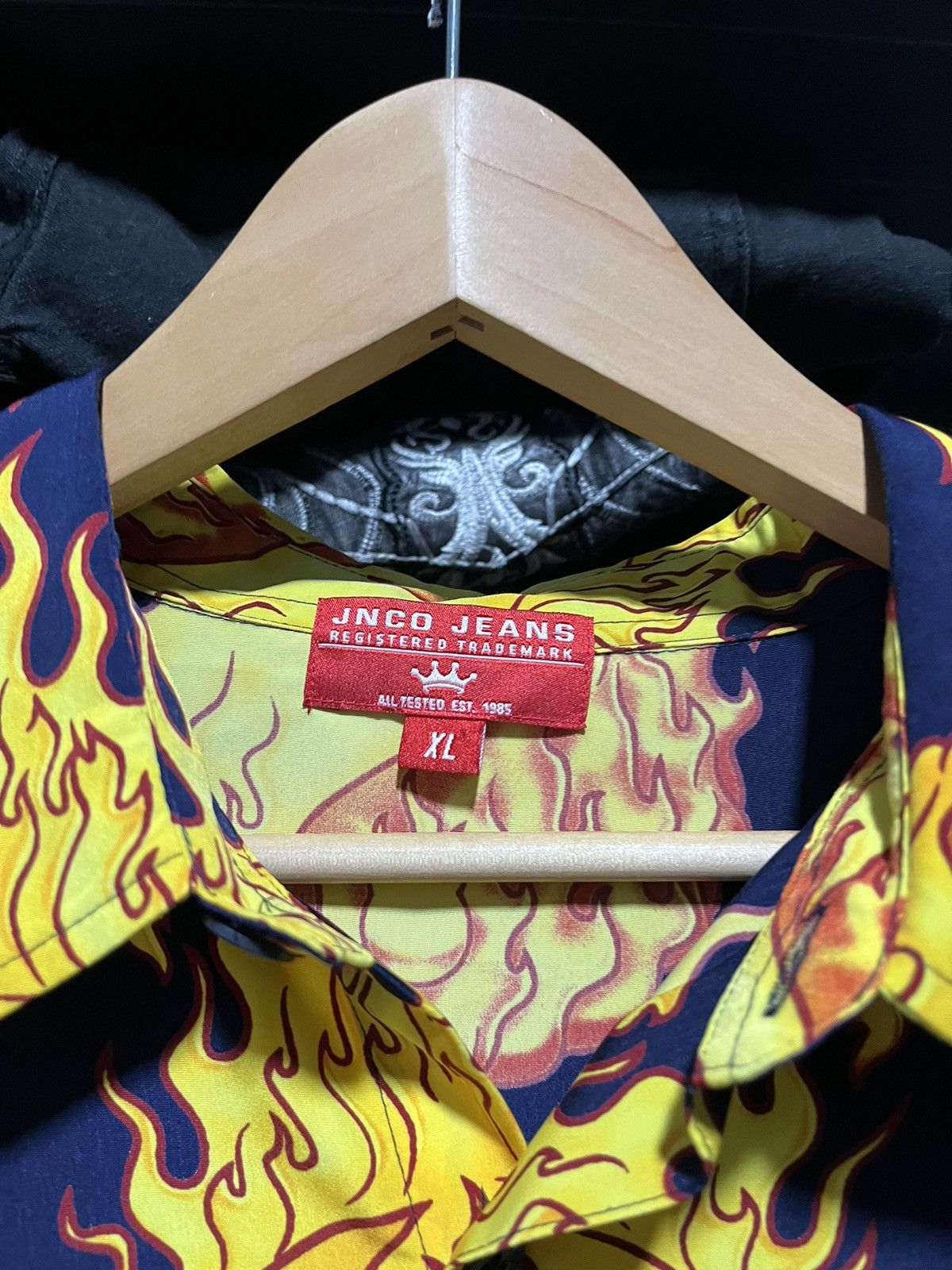 Affliction × JNCO × Vintage CRAZY VINTAGE Y2K JNCO FLAMES BUTTON DOWN TEE SHIRT SKATER Size US XL / EU 56 / 4 - 7 Thumbnail