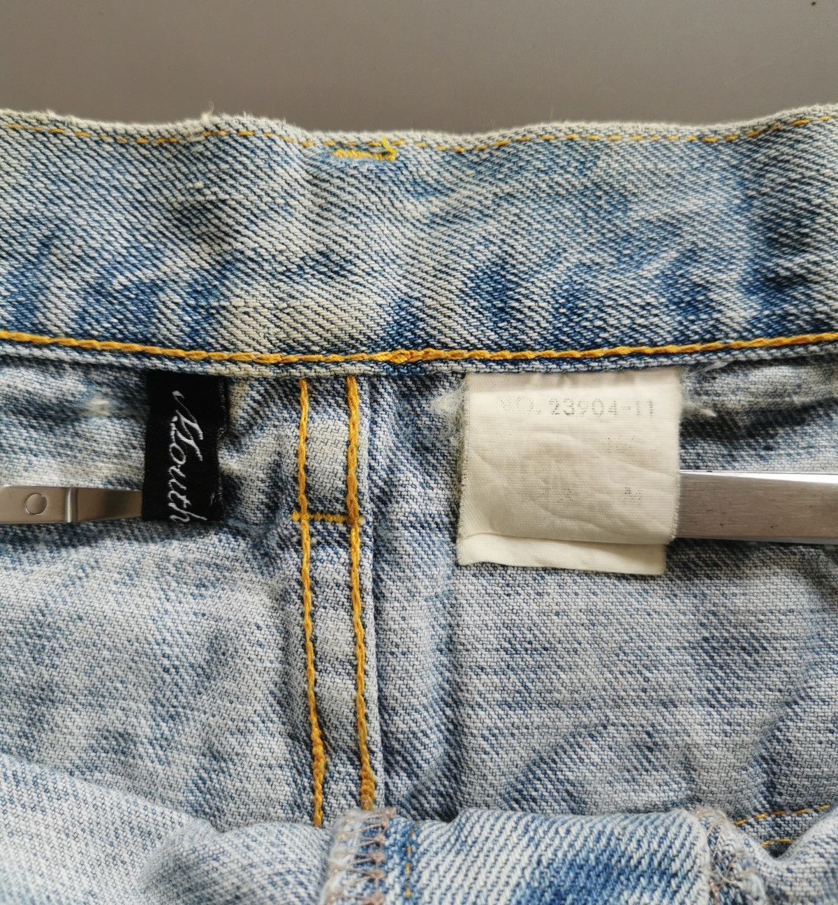 Japanese Brand Mouth Valley Double Waist Light Blue Distressed Jeans Size US 31 - 7 Thumbnail