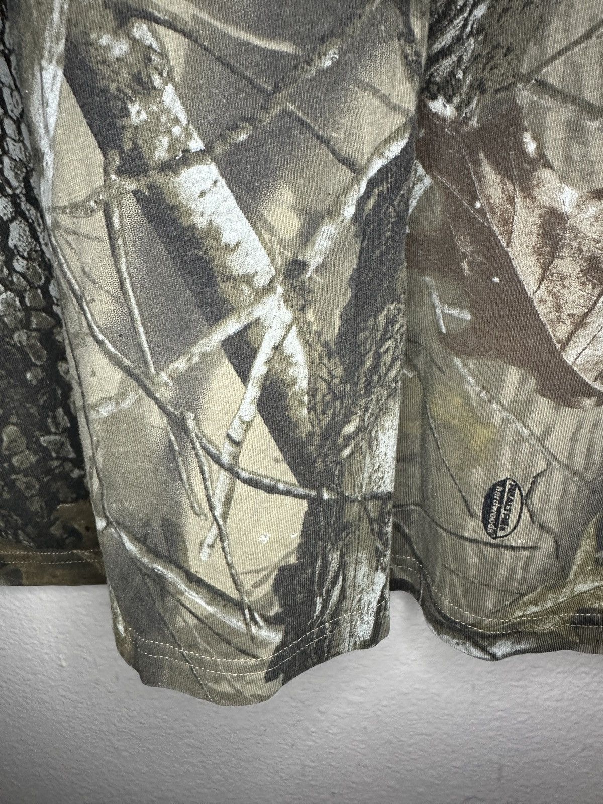 Realtree × Vintage Y2K Camo Long Sleeve t shirt Size US XL / EU 56 / 4 - 5 Thumbnail