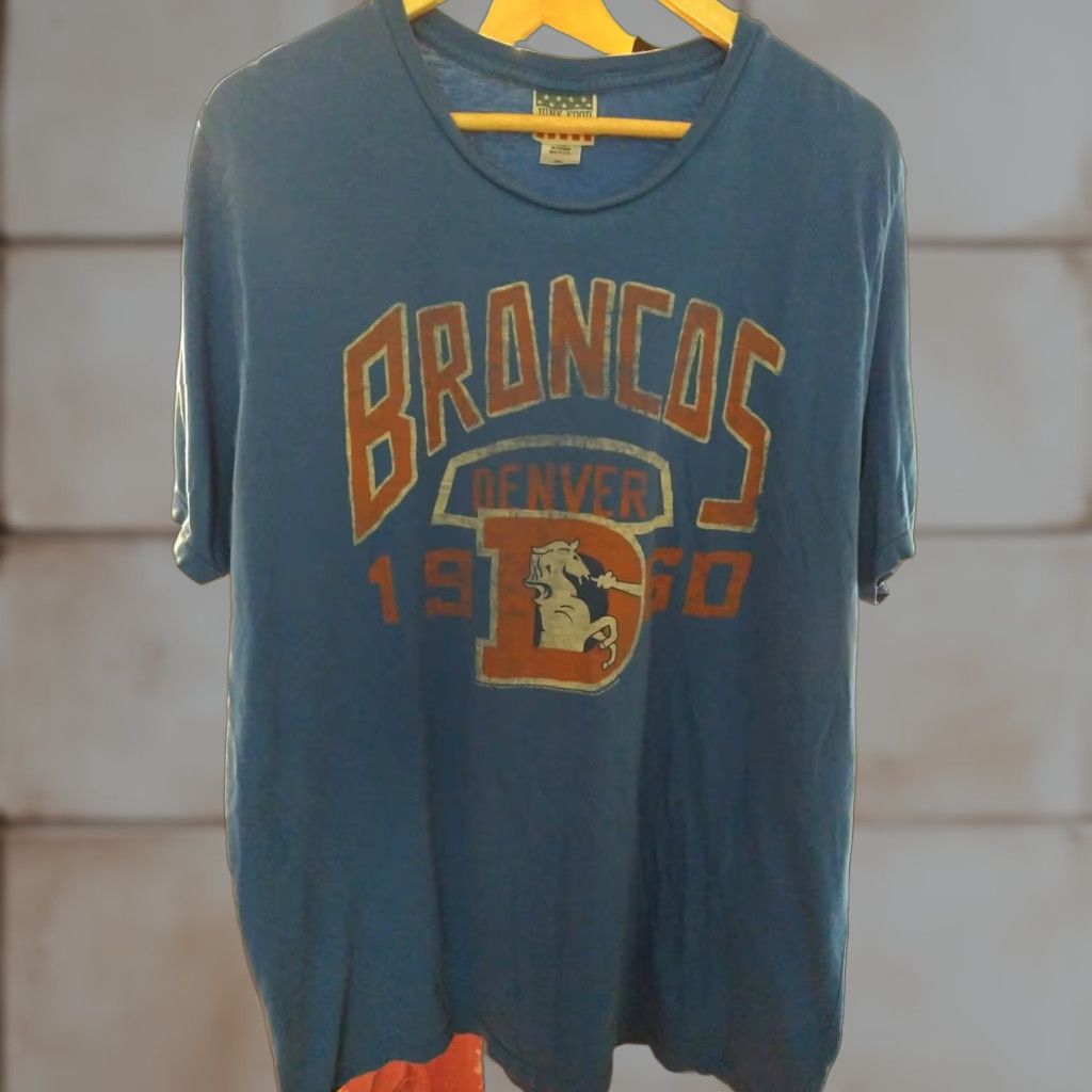 Junk Food VINTAGE Denver Broncos Junk Food T-shirt Made In USA 2XL Short Sleeve Mens Size US XXL / EU 58 / 5 - 1 Thumbnail