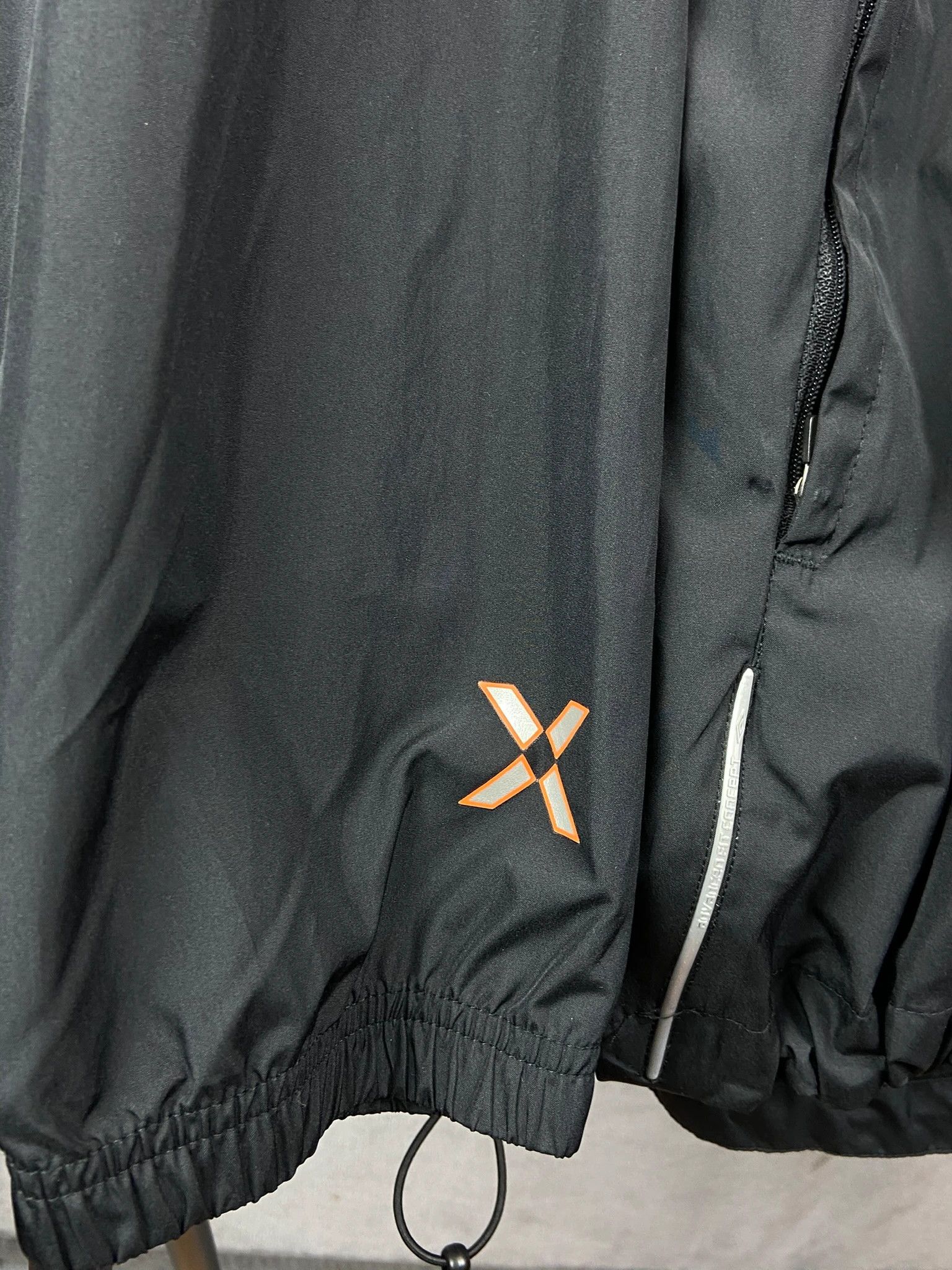 Umbro Umbro black vintage football windbreaker XL Size US XL / EU 56 / 4 - 4 Thumbnail