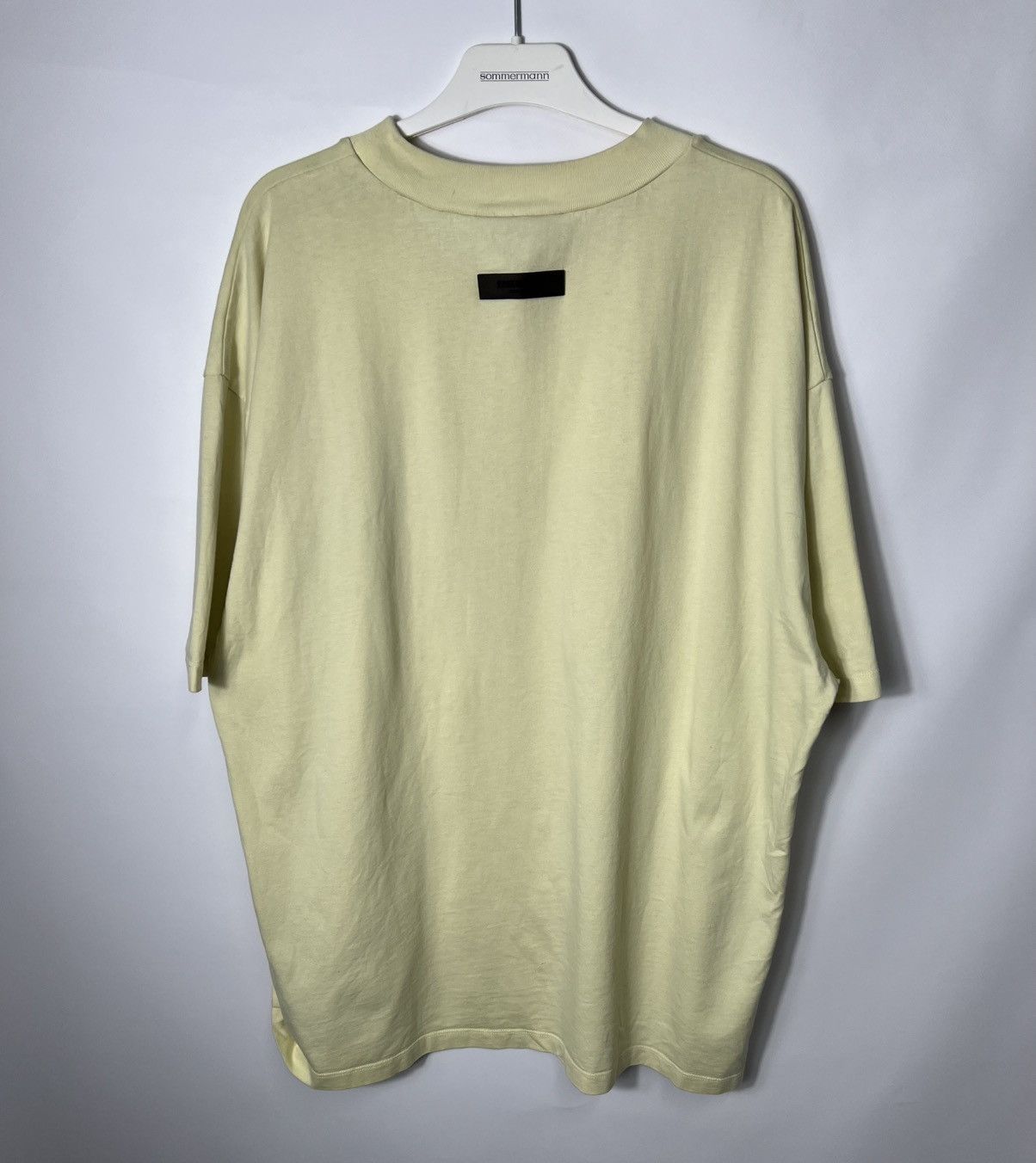 Fear of God Vintage streetwear y2k Fear of God Essentials T-shirt Size US XL / EU 56 / 4 - 7 Thumbnail