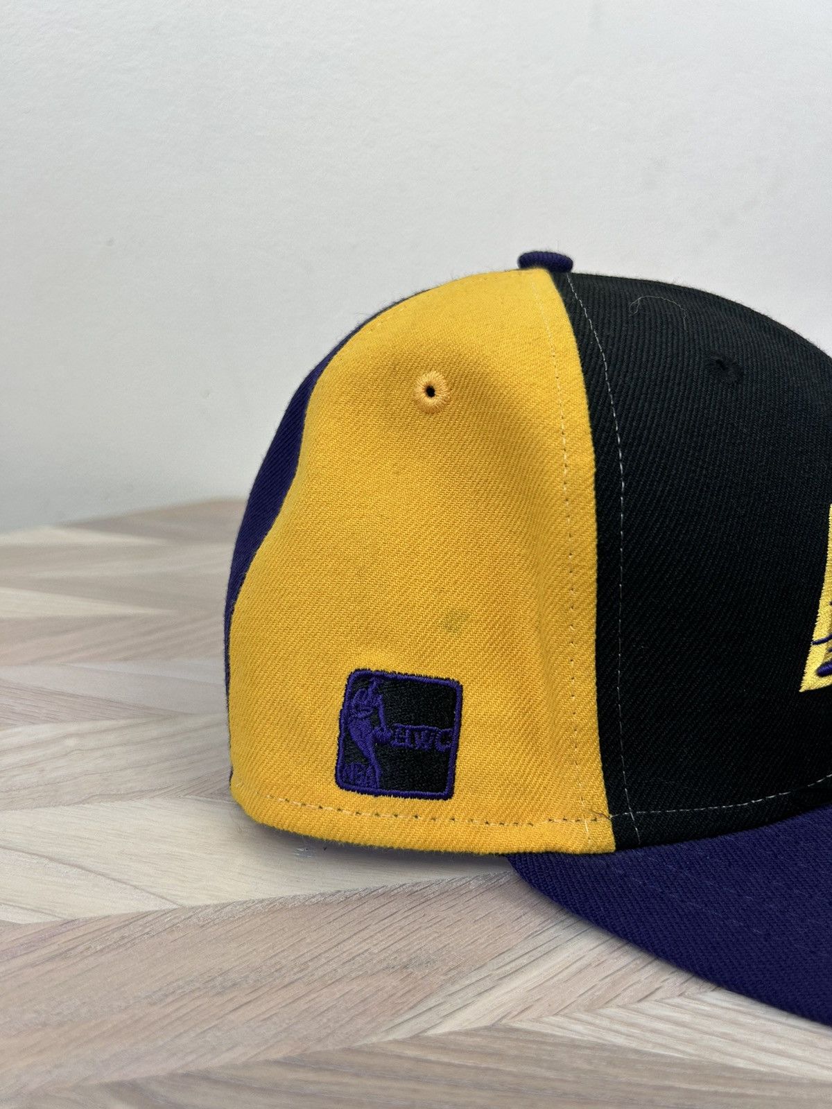 NBA × New Era × Vintage Vintage Le Brobe Los Angeles Lakers Hat Cap Size ONE SIZE - 6 Thumbnail