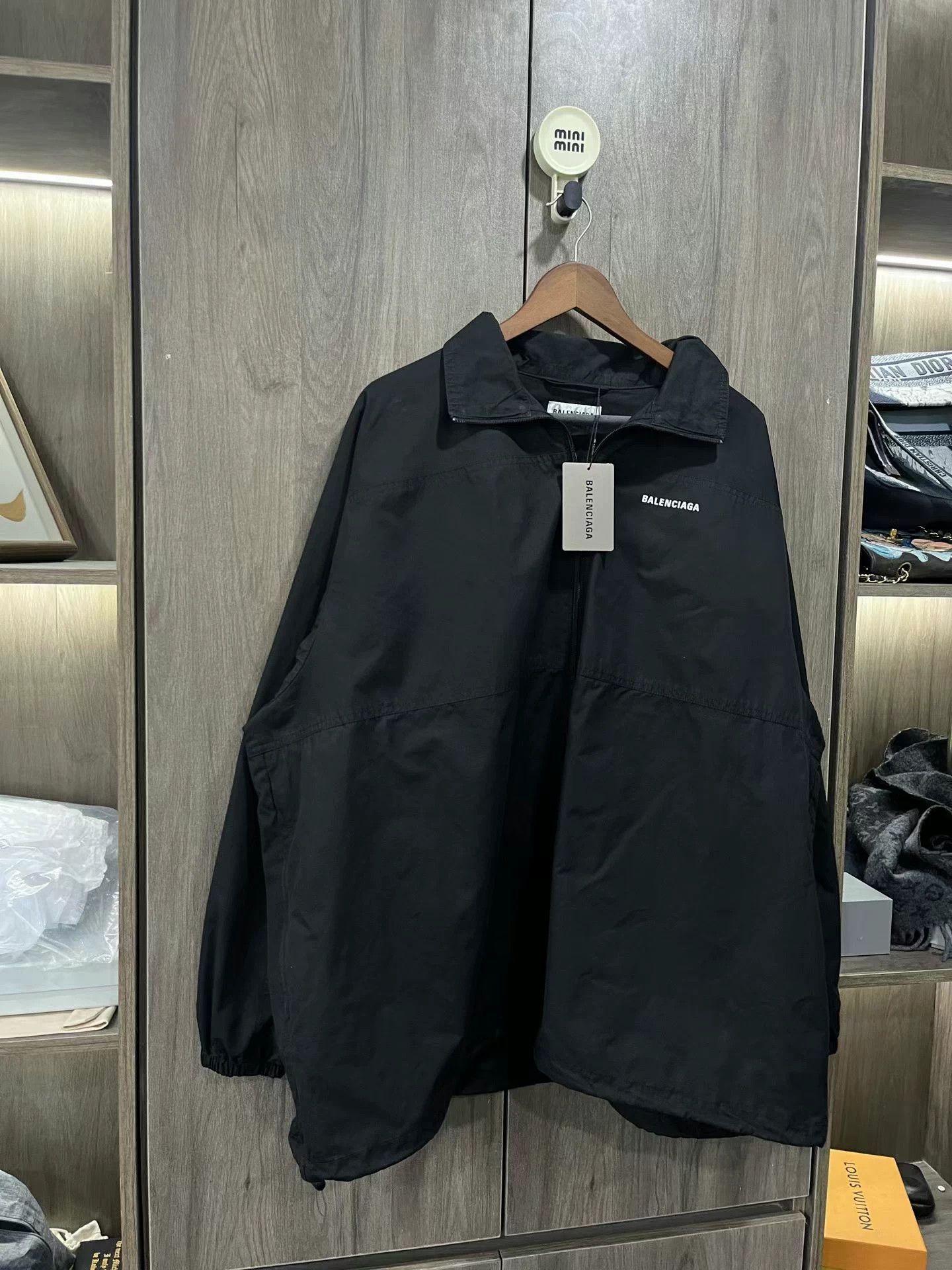 Balenciaga BALENCIAGA Front & Back Logo Windbreaker Jacket M Size US XL / EU 56 / 4 - 2 Thumbnail