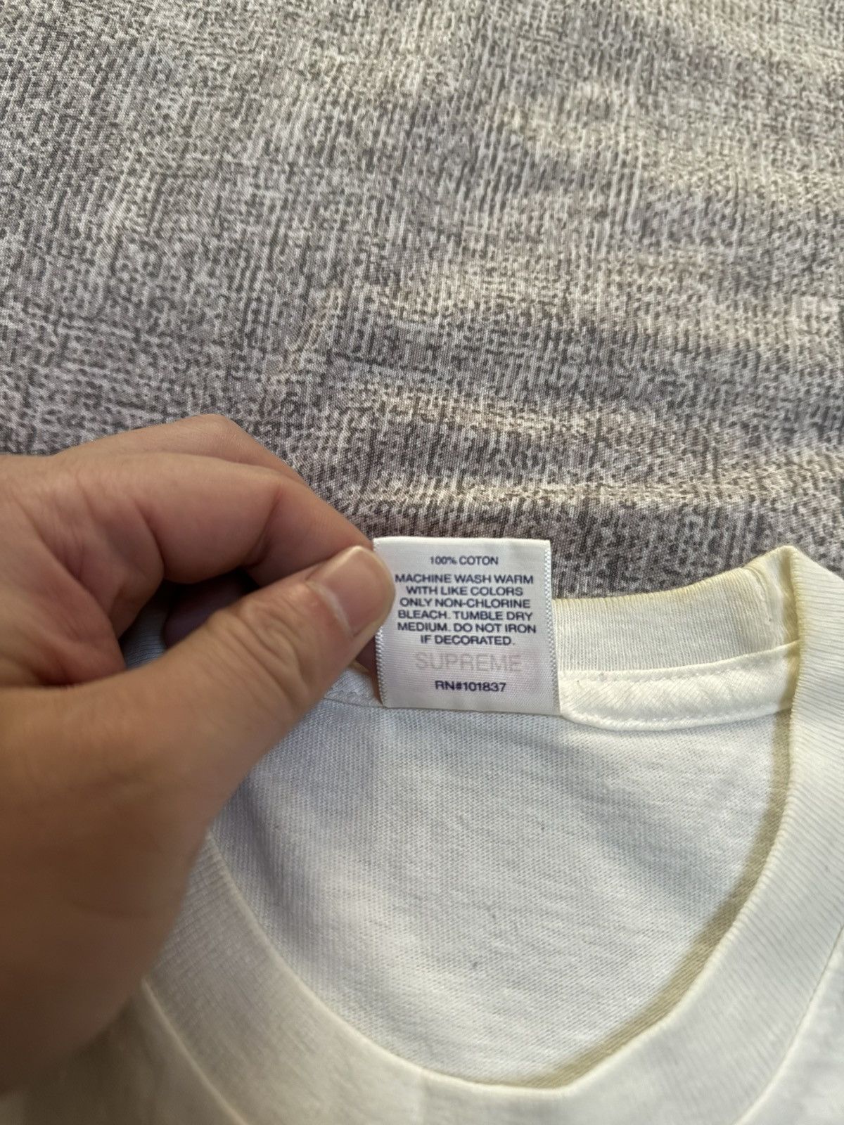 Supreme Supreme leda and the swan tee Size US M / EU 48-50 / 2 - 3 Thumbnail