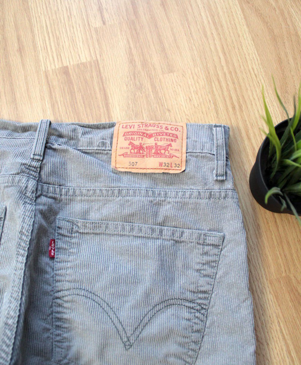 Levi's × Vintage 🔥 Y2K Vintage Levi’s 507 Grey Bootcut Corduroy Pants 32x32 Size US 32 / EU 48 - 3 Thumbnail
