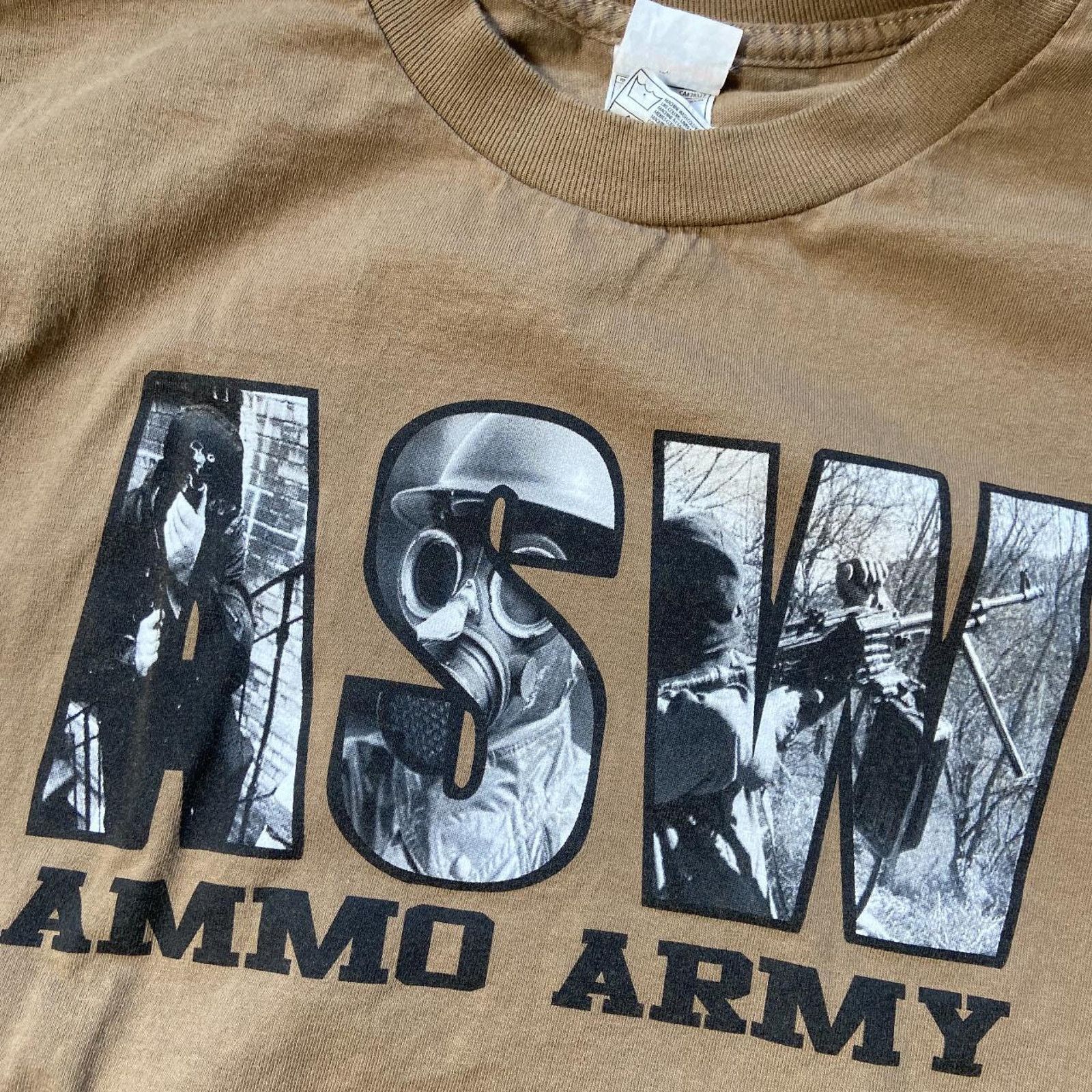 Gildan Y2k brown ammo supply warehouse Size US M / EU 48-50 / 2 - 4 Thumbnail