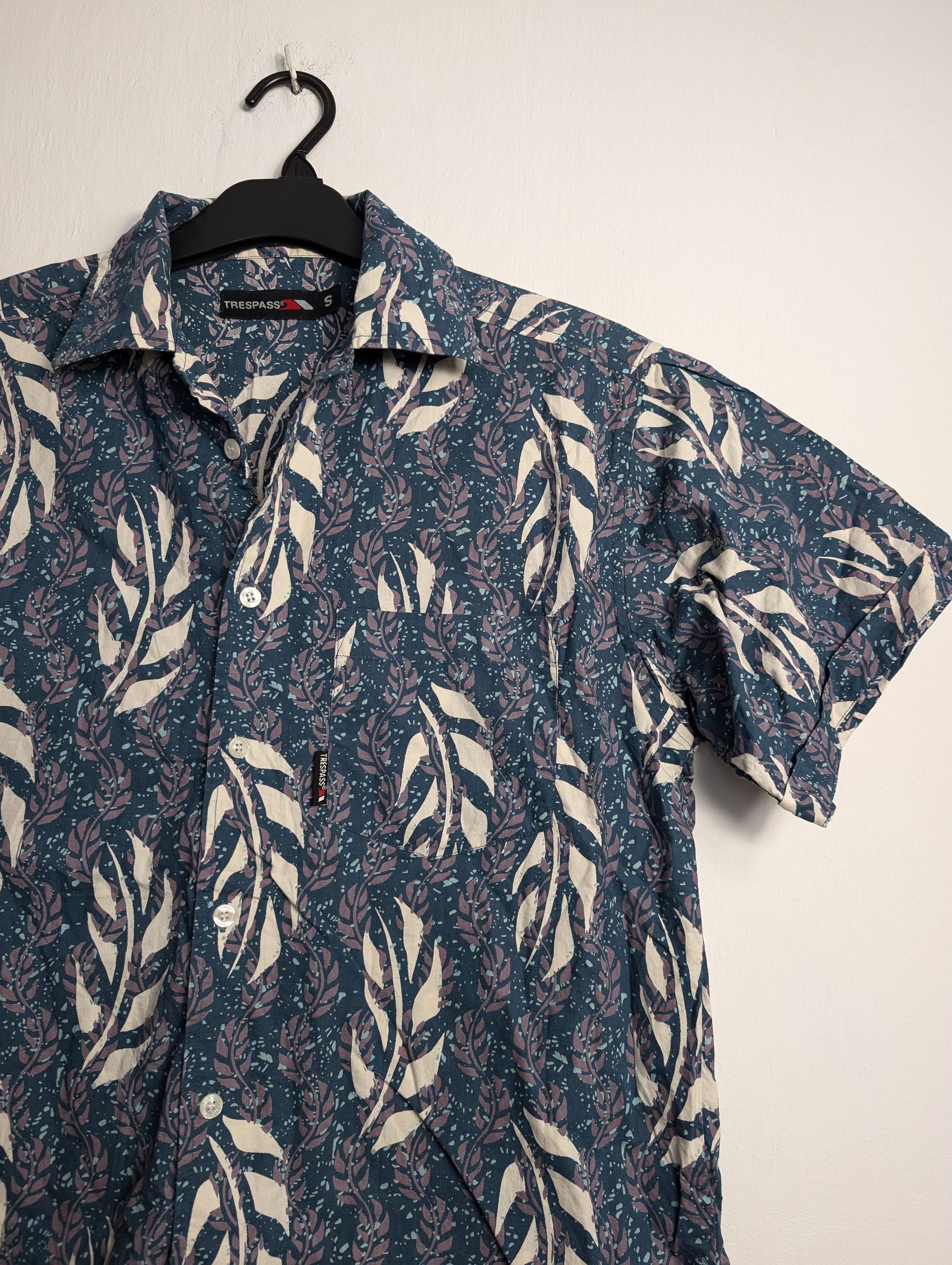 Vintage Vintage Y2K Hawaiian Shirt - Summer Floral Palm Tree Print Size US S / EU 44-46 / 1 - 2 Thumbnail