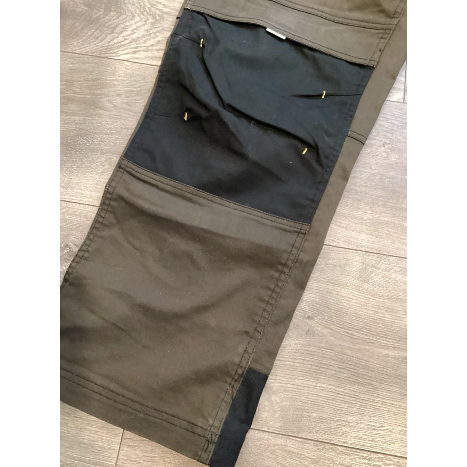 Caterpillar Caterpillar Work Pants Men Cargo Pocket Patch Holster CAT Trademark Canvas Brown 40x34 Straight Leg Size US 34 / EU 50 - 2 Thumbnail