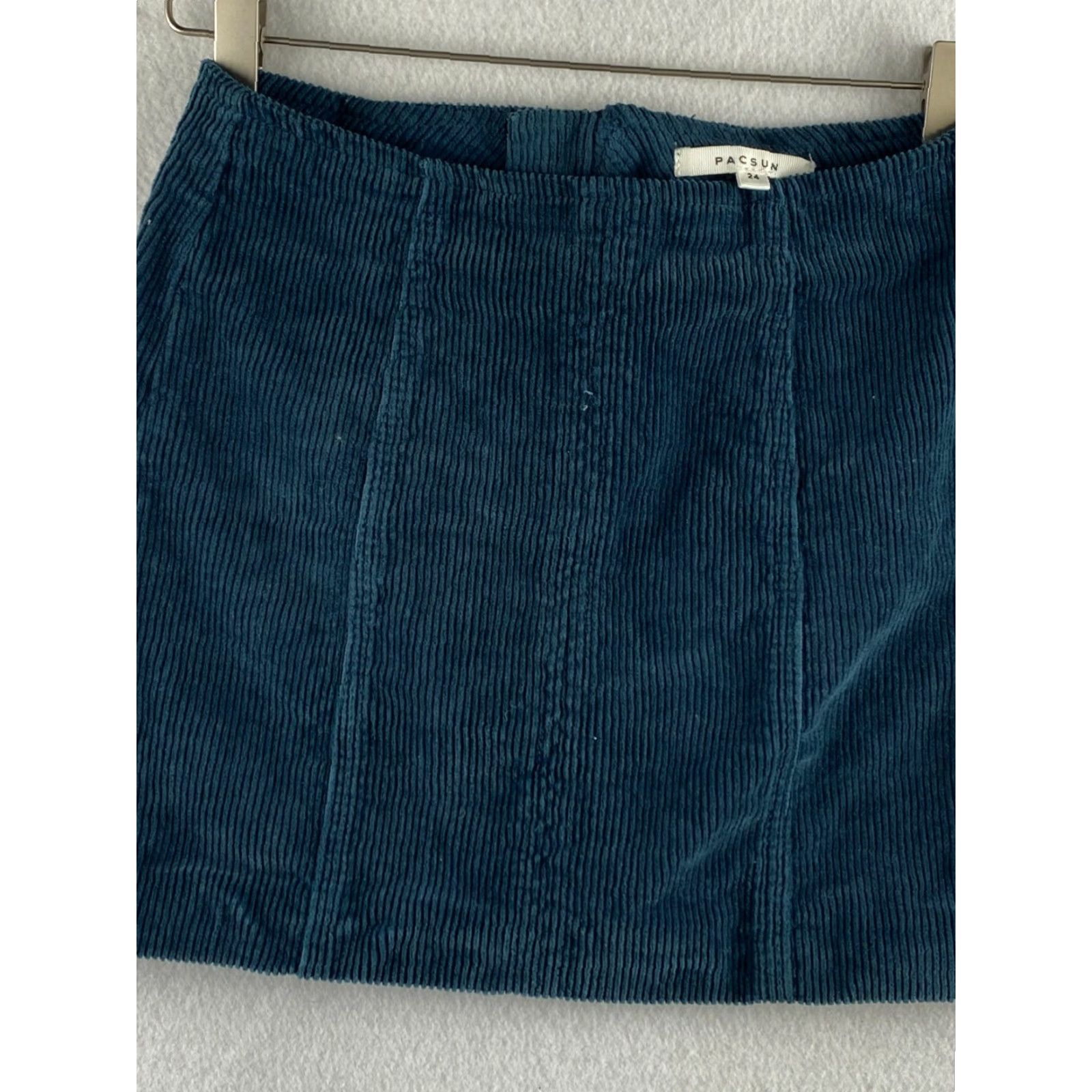 Pacsun PacSun Skirt Womens 24 Green Mini Corduroy Back Zip Stretch Casual Size 42" / US 20 - 2 Thumbnail