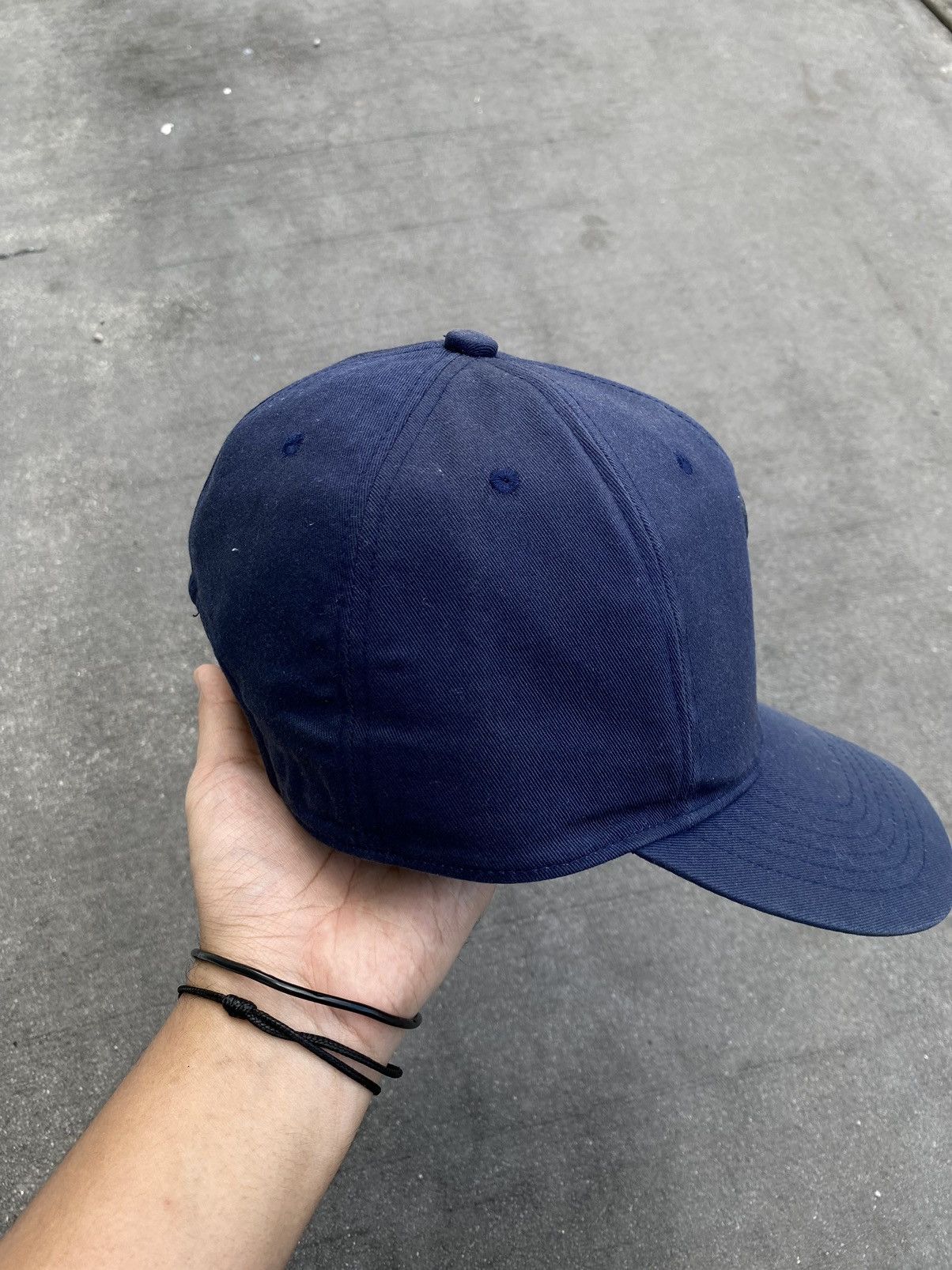 Bape Vintage A Bathing Ape Crown Size ONE SIZE - 3 Thumbnail