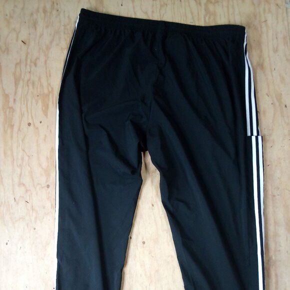 Adidas Adidas 3 Stripe Wind Pants Joggers Trainers Size US 40 / EU 56 - 7 Thumbnail
