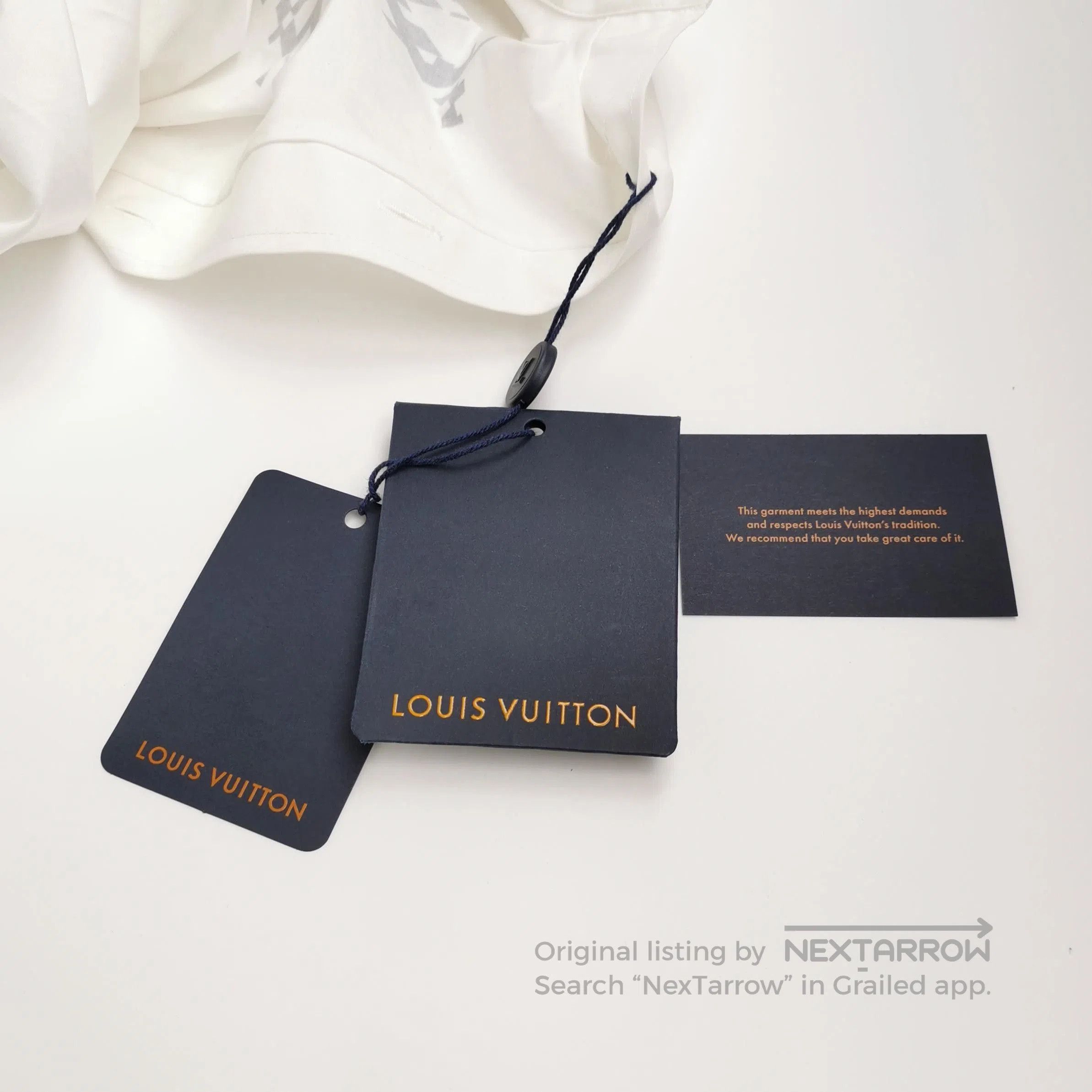 Louis Vuitton Louis Vuitton S Cotton Solid Crew Neck T - Shirt. Size US S / EU 44-46 / 1 - 1 Thumbnail