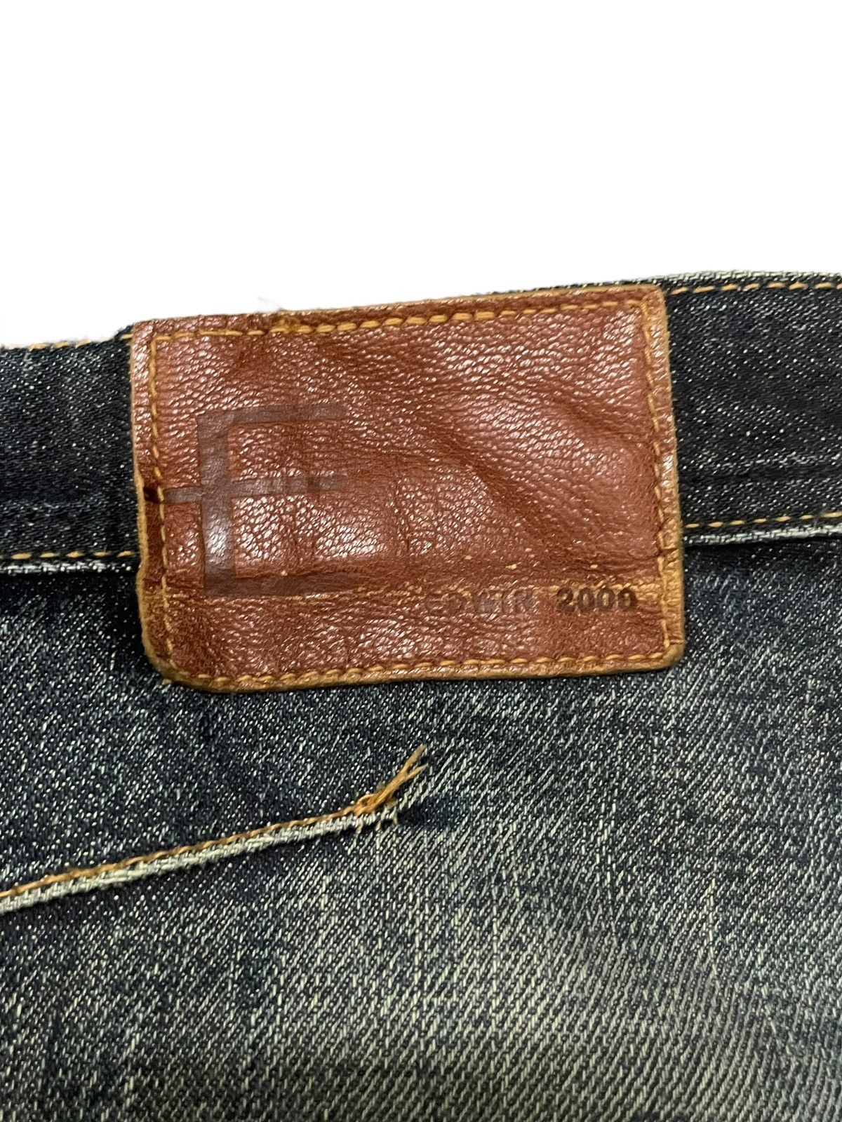 Edwin × Le Grande Bleu (L.G.B.) × Vintage 2000s Edwin Engineered E Function Curved Leg Aging Jeans Size US 36 / EU 52 - 16 Thumbnail