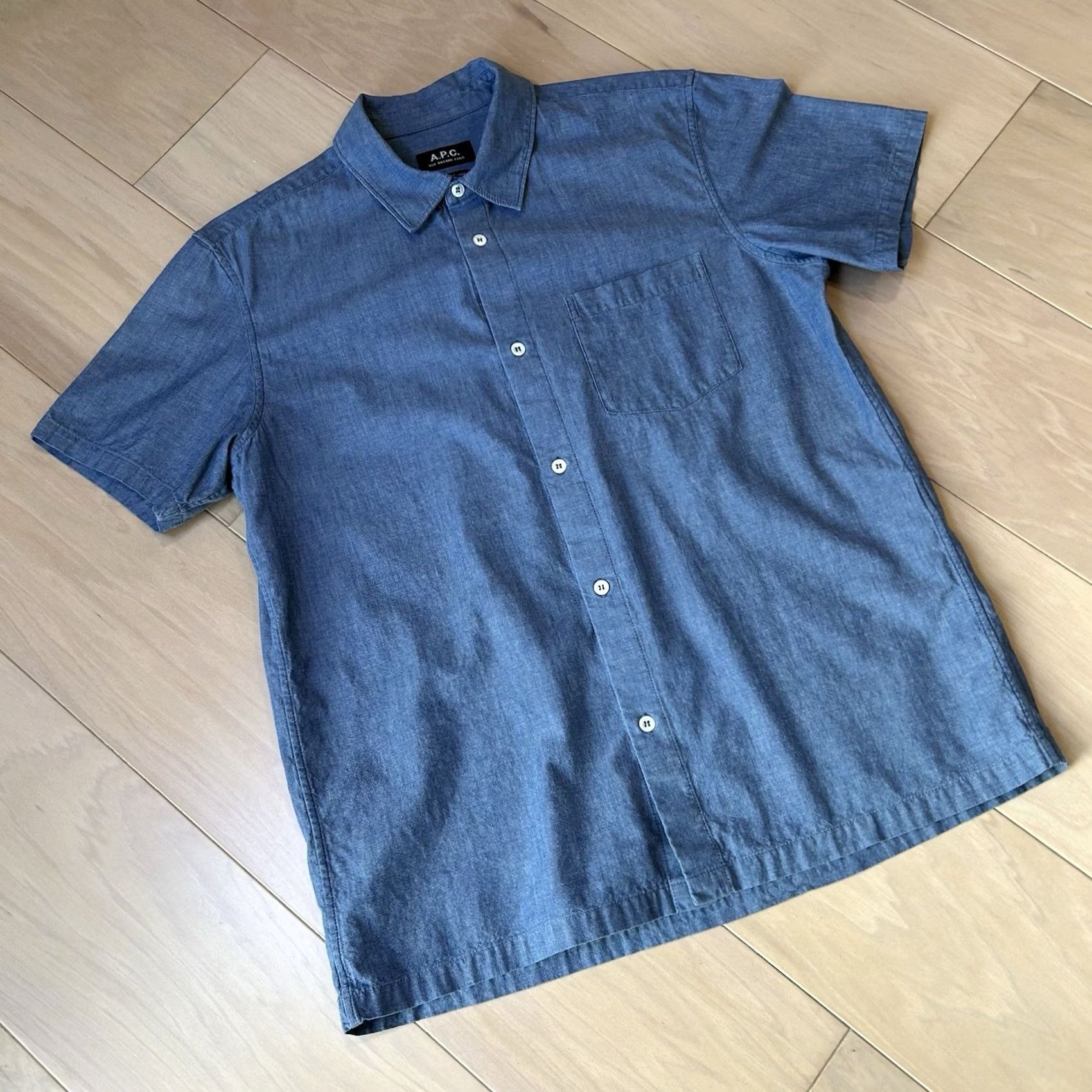 A.P.C. A.P.C. Button-Down Oxford Shirt Long Sleeve Men’s Medium Blue Solid Cotton Woven Regular Pocket Vintage: No Size US S / EU 44-46 / 1 - 2 Thumbnail