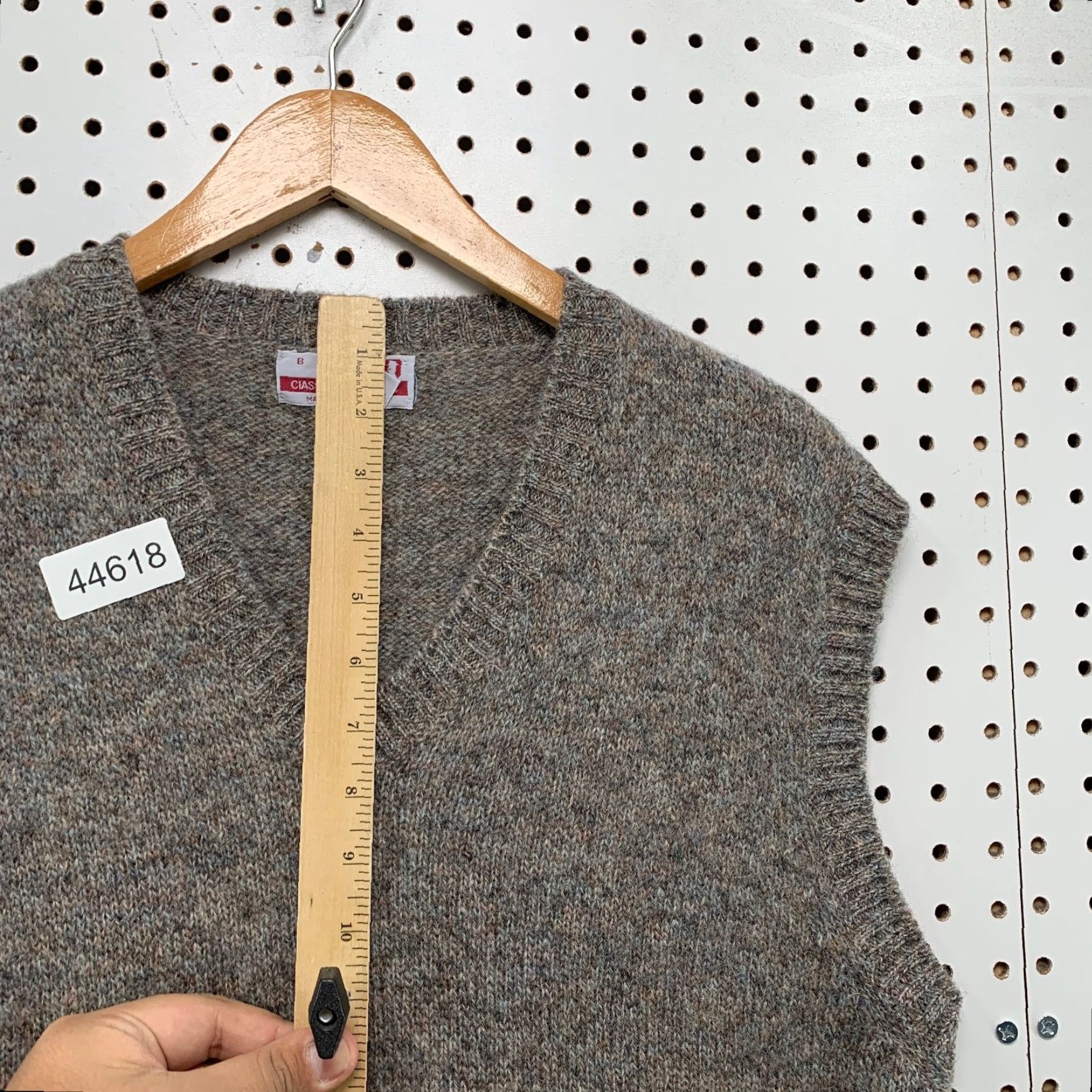 Vintage VINTAGE Classic Directions Sweater Vest Mens M Brown 100% Shetland Knit V-Neck Sleeveless Cardigan Size US M / EU 48-50 / 2 - 6 Thumbnail