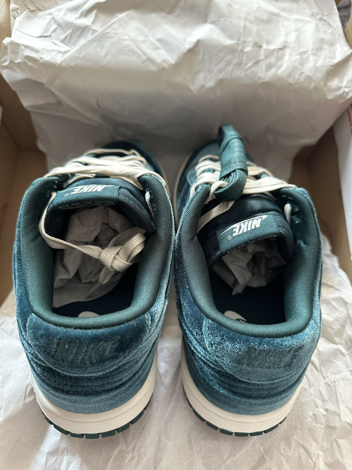 Nike Nike Dunk Low Velvet Teal Size US 7 / EU 40 - 5 Thumbnail