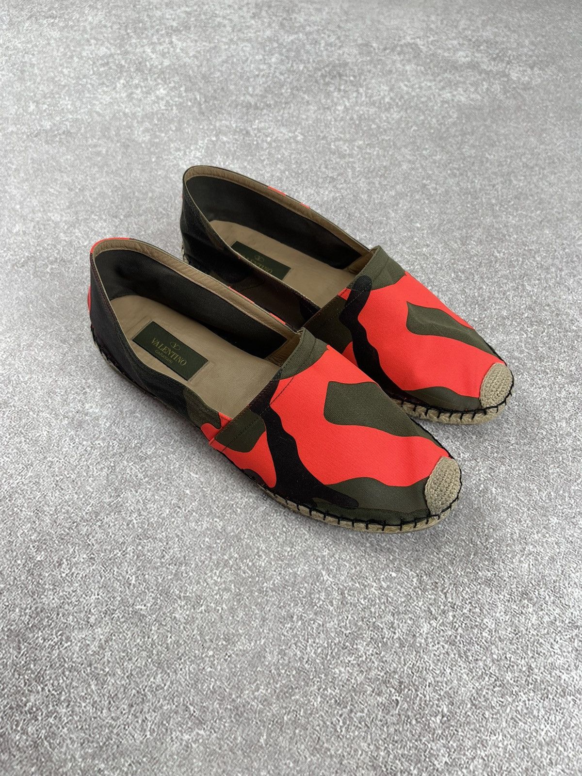 Valentino Valentino Garvani Canvas Camouflage Espadrille Slip On 39 Size US 9 / IT 39 - 1 Thumbnail