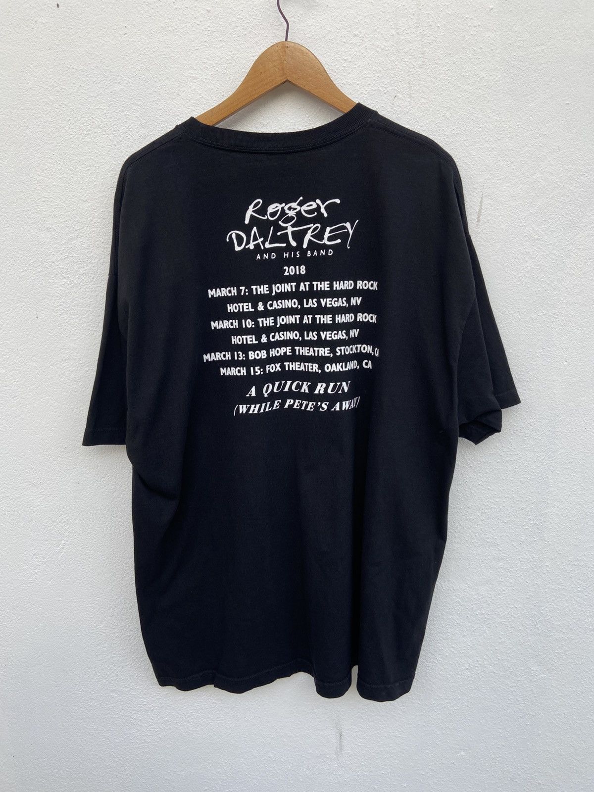 Band Tees Roger Daltrey and His Band Size US XL / EU 56 / 4 - 3 Thumbnail