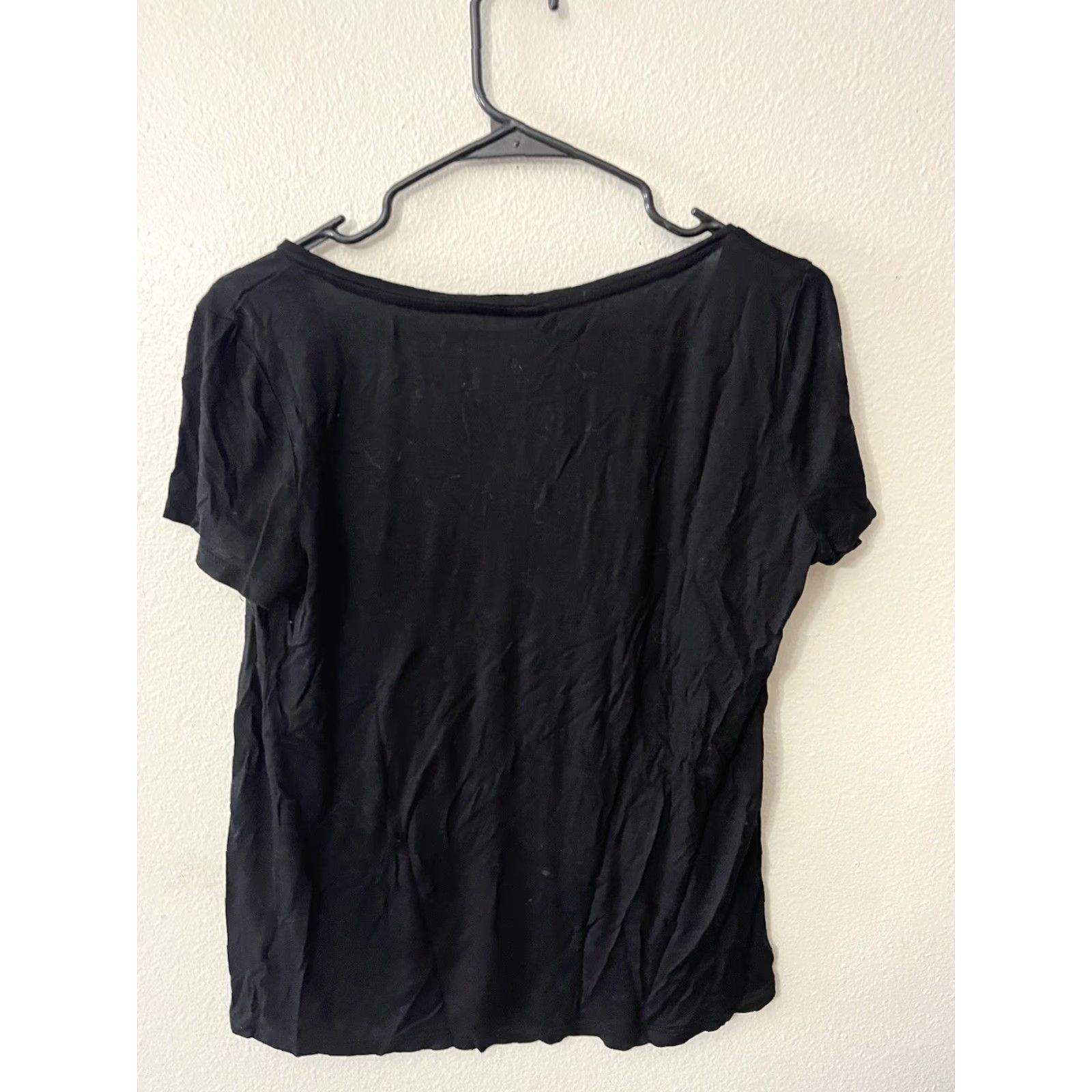 H&M H&M Shirt Women Black Medium Solid Cotton Blend V-Neck Short Sleeve T-Shirt Adult M Basic Size M / US 6-8 / IT 42-44 - 3 Thumbnail