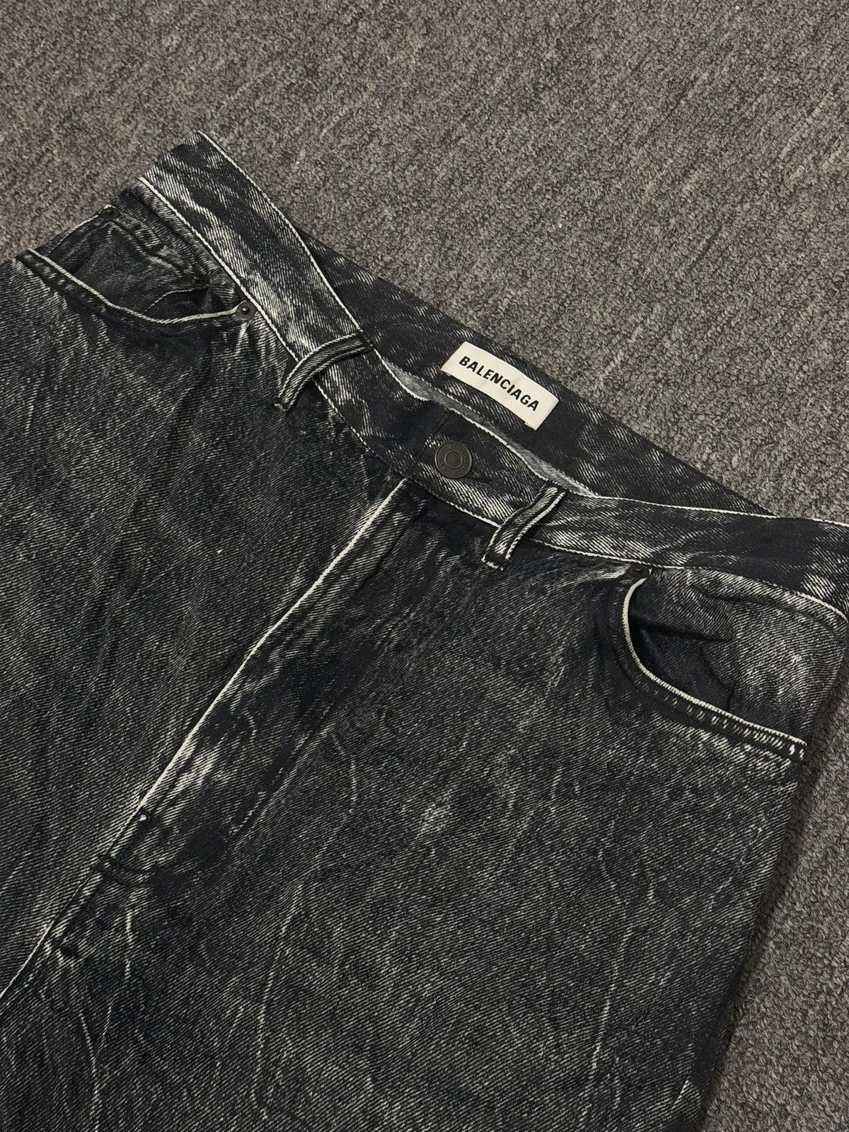 Balenciaga Balenciaga 3D printed pants Size US 34 / EU 50 - 2 Thumbnail
