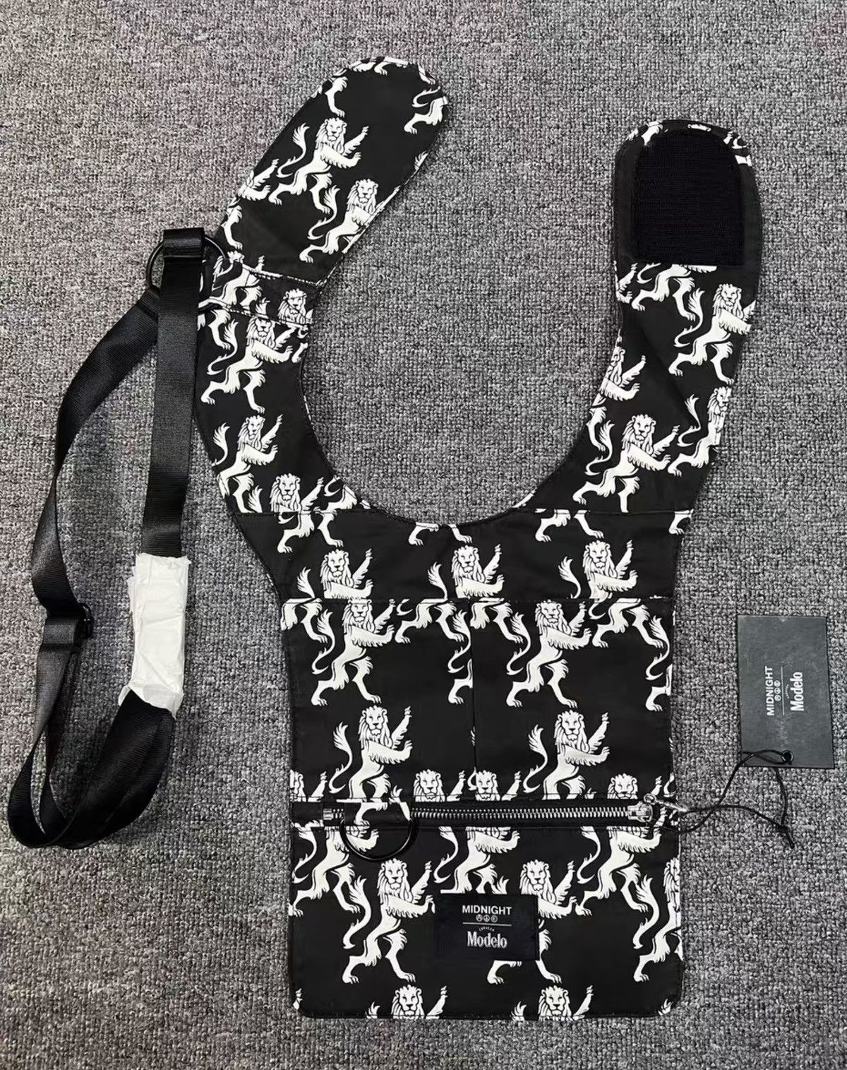Midnight Studios MIDNIGHT STUDIOS × MODELO Shoulder/Crossbody Utility Pouch Size ONE SIZE - 1 Thumbnail