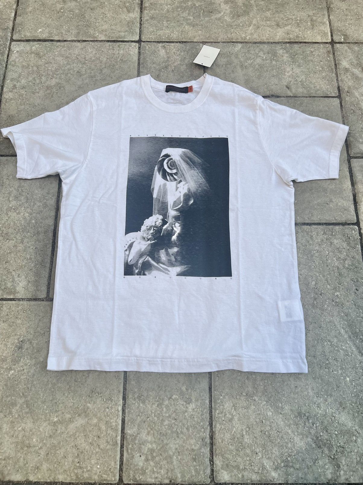 Jun Takahashi × Undercover AW06 Undercover ‘GuruGuru’ Bridal Tee undercover aw06 Size US M / EU 48-50 / 2 - 3 Thumbnail