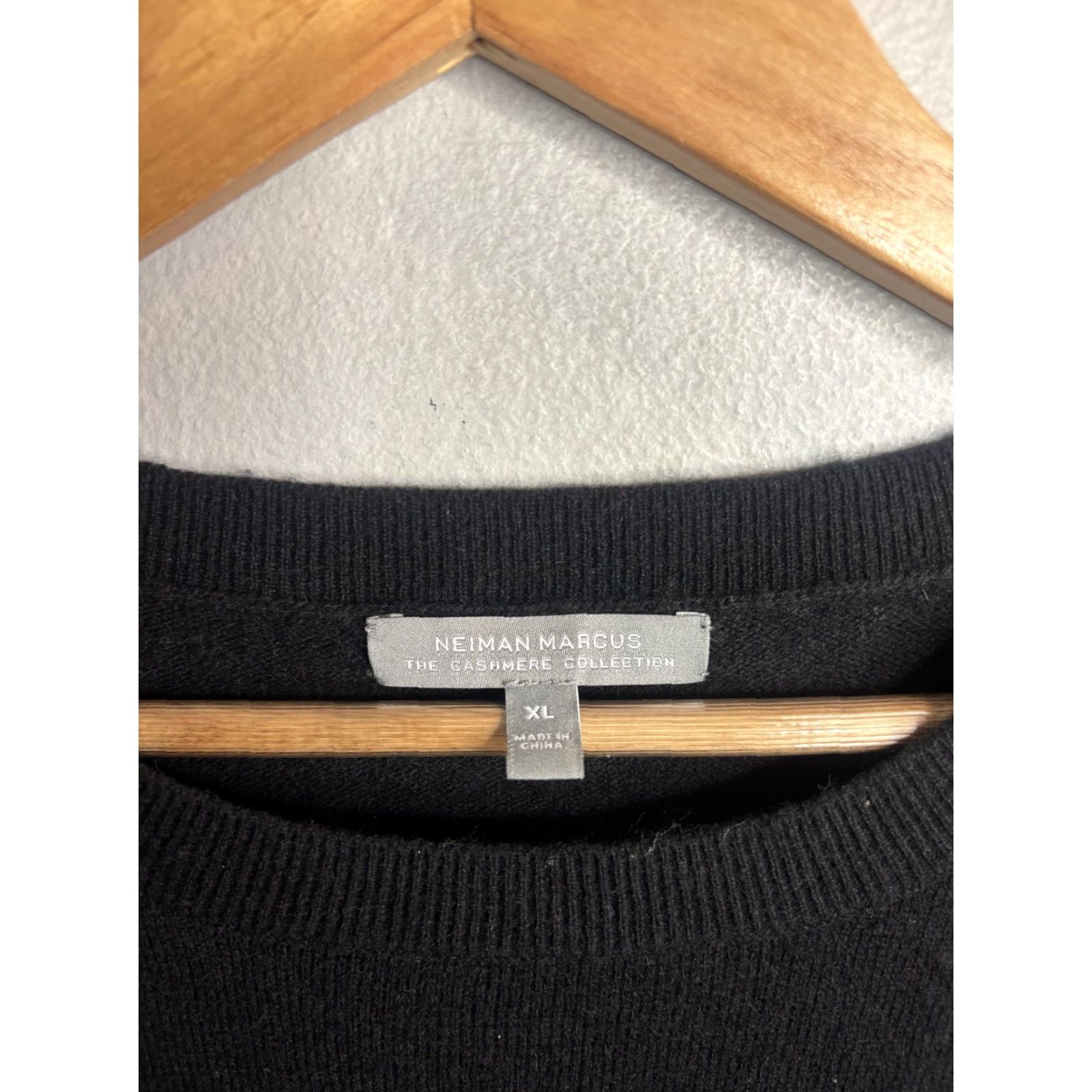 Neiman Marcus Neiman Marcus Sweater Mens XL Black Cashmere Crewneck Pullover Knit Soft Classic Size US XL / EU 56 / 4 - 3 Thumbnail