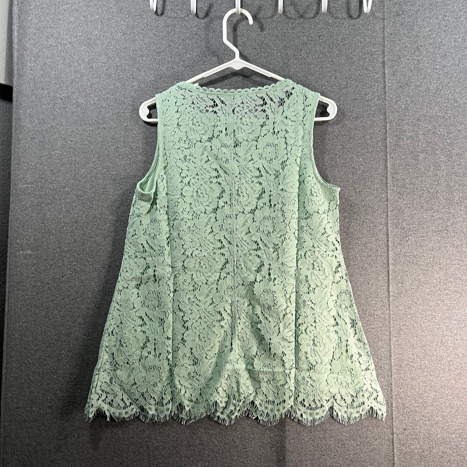 Isaac Mizrahi Isaac Mizrahi Live! Lace Swing Tank Pale Aloe Size Small Size S / US 4 / IT 40 - 2 Thumbnail