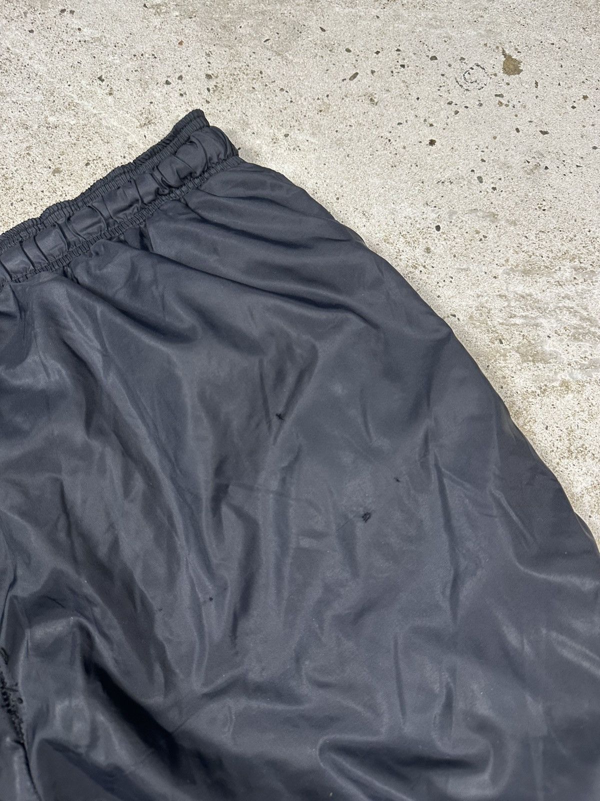 Nike Vintage Y2K Nike Baggy Black Track Pants Swoosh Spellout Size US 32 / EU 48 - 13 Thumbnail