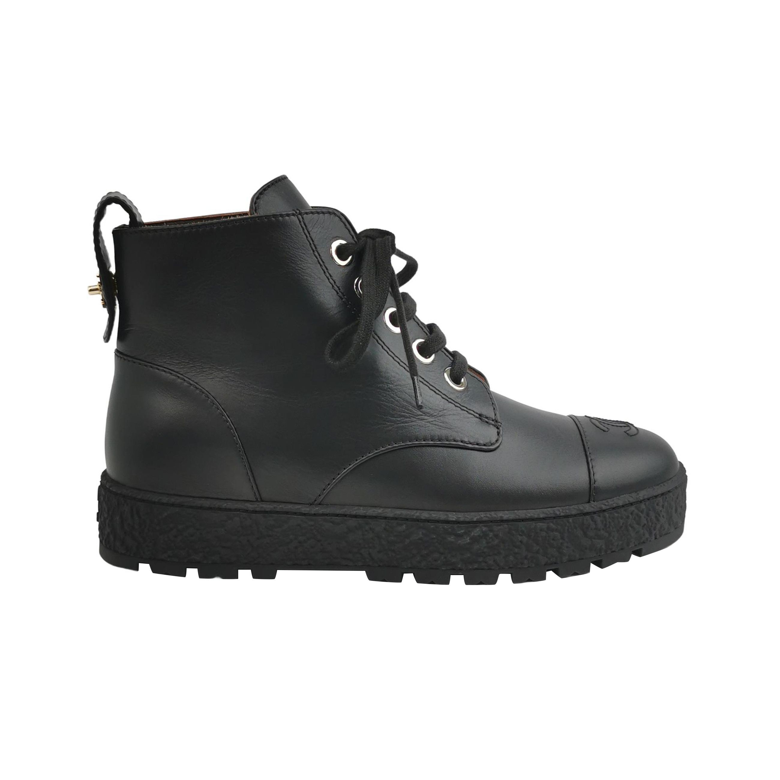 Chanel Chanel Women 8 Boots Size US 8 / IT 38 - 1 Thumbnail