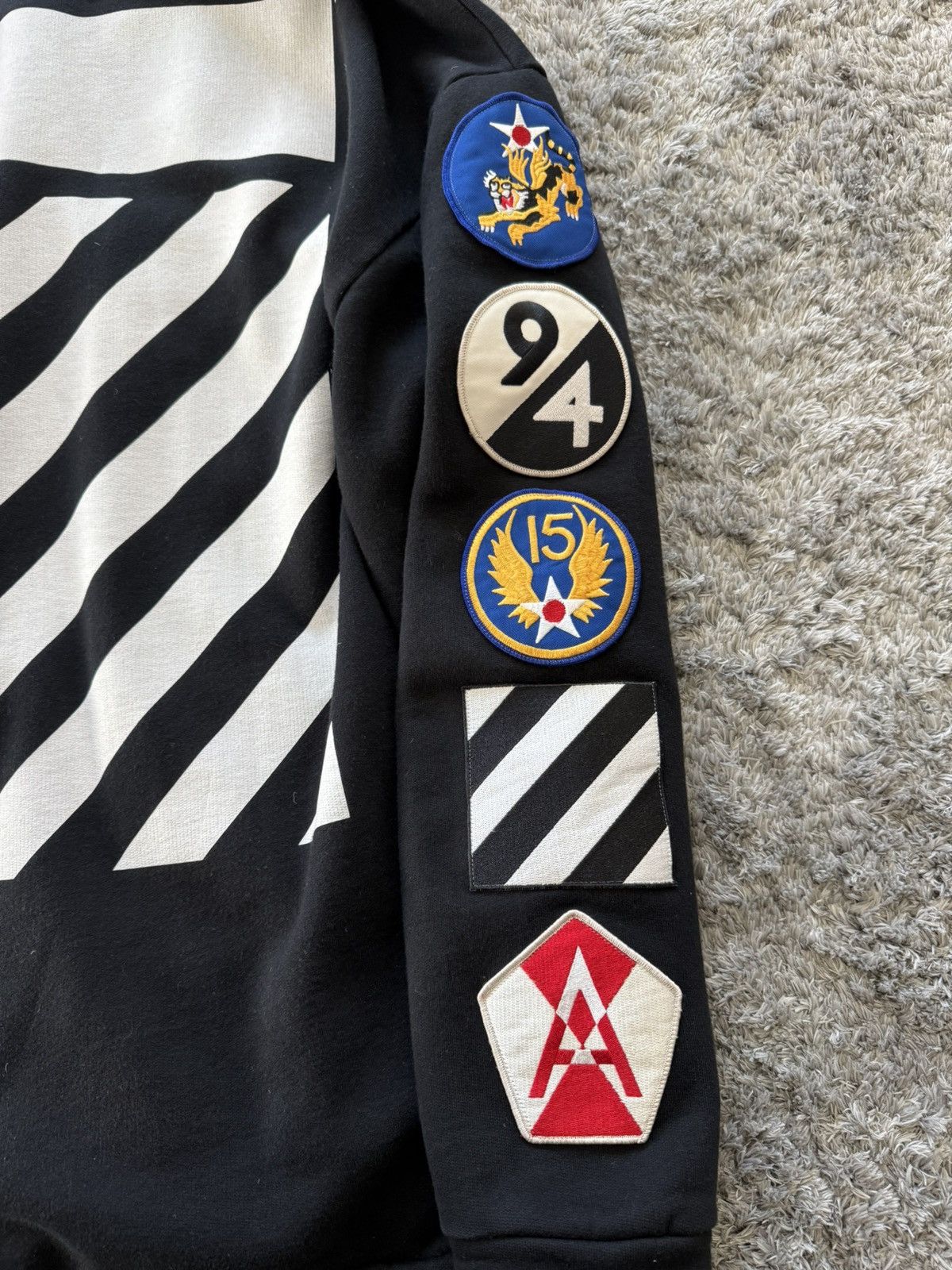 Off-White Off white Vintage Zip Up Hoodie size S Size US S / EU 44-46 / 1 - 3 Thumbnail