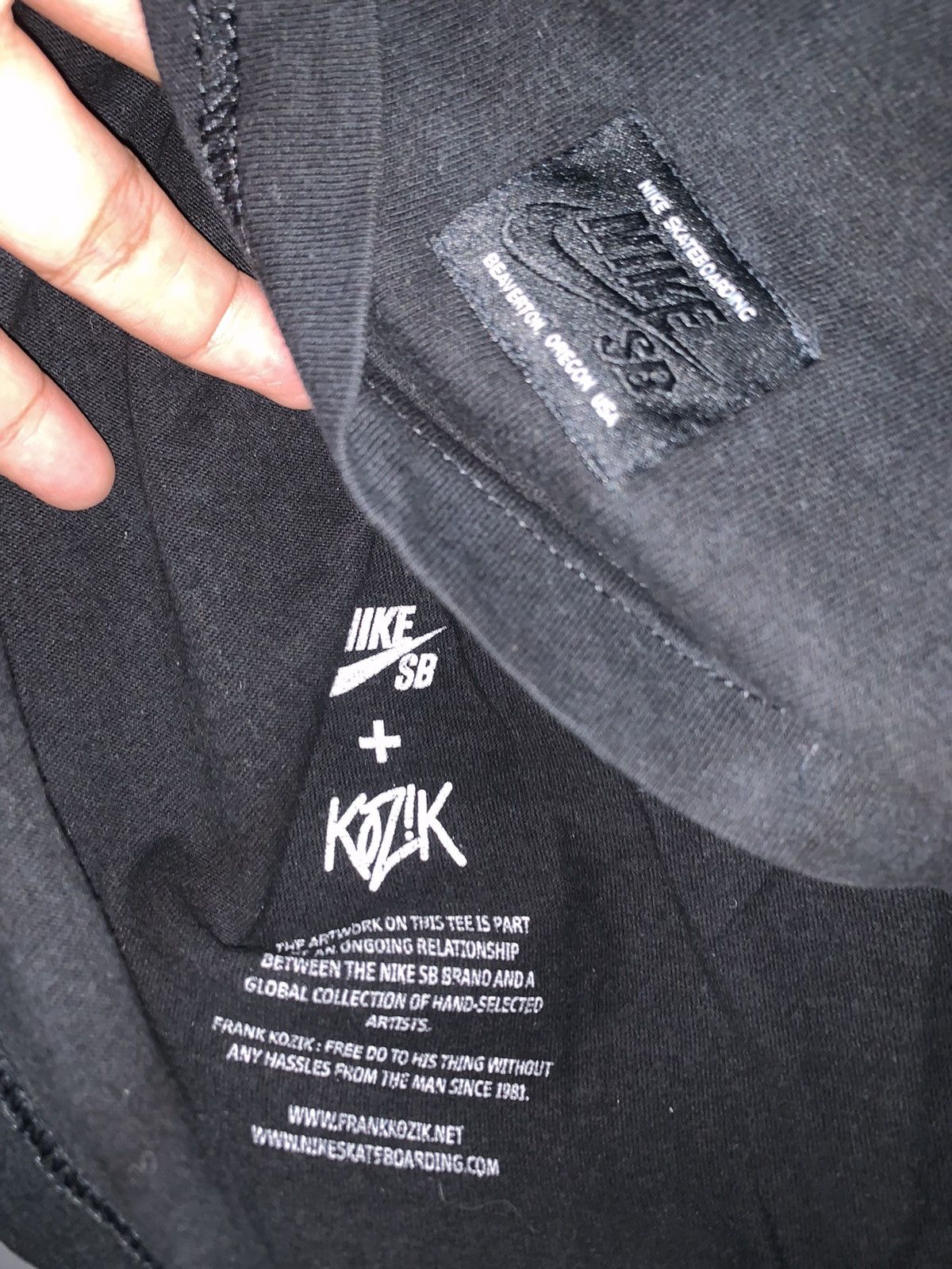 Nike SB Vintage NIKE SB + KOZIK “Dog Bone” Big Logo Skate Tee Size US S / EU 44-46 / 1 - 7 Thumbnail