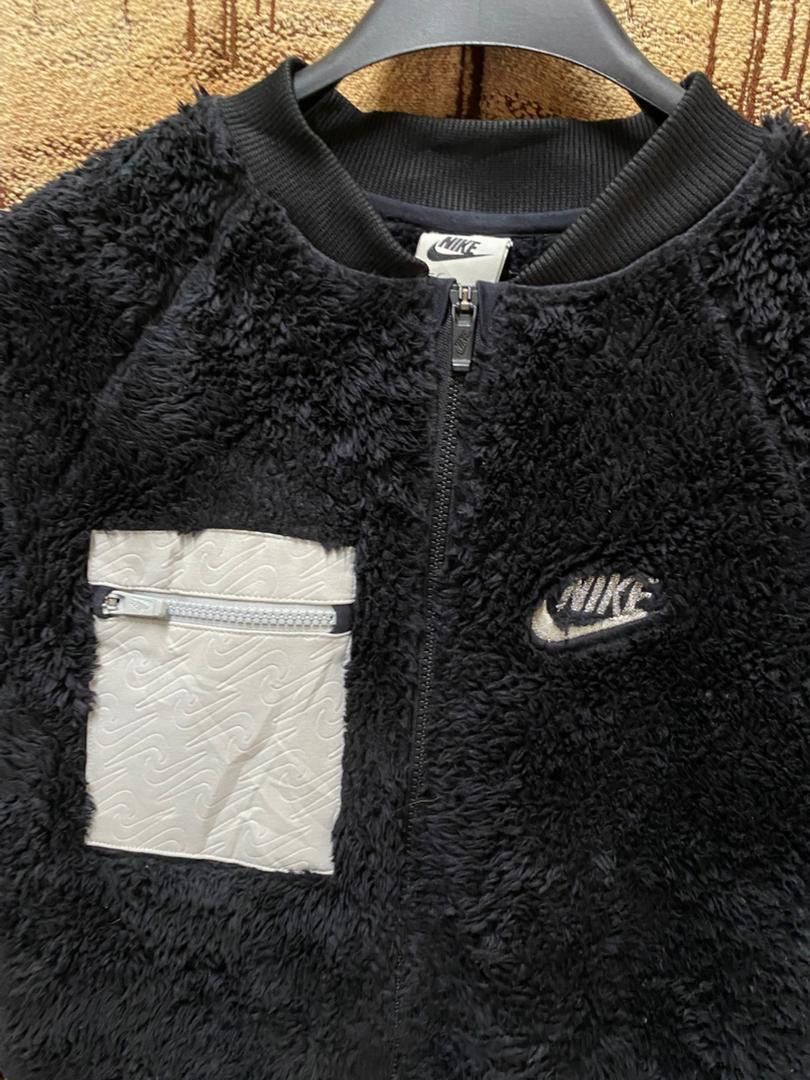 Japanese Brand Nike Girls Faux Fur Winterized Jacket Zip Front Black Size S / US 4 / IT 40 - 4 Thumbnail
