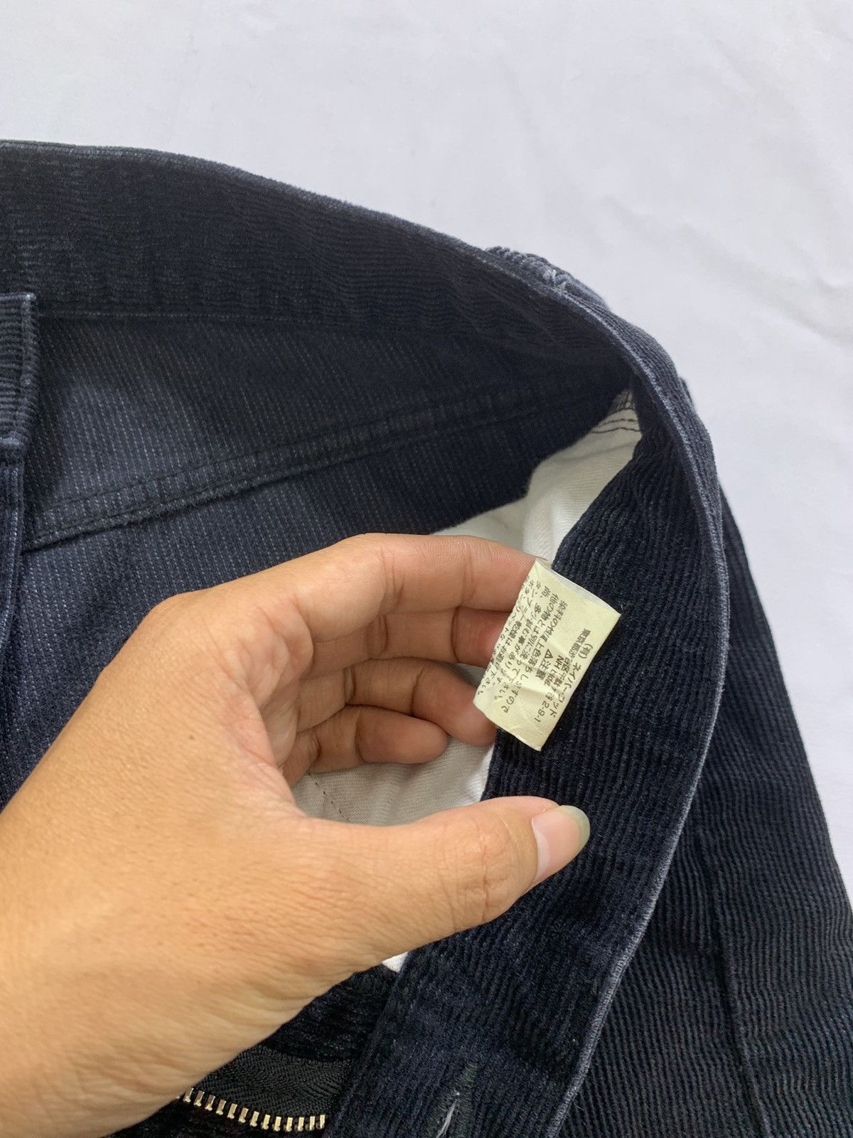 Neighborhood Neighborhood Distressed Corduroy Pants ifsix lgb syule Size US 29 - 5 Thumbnail