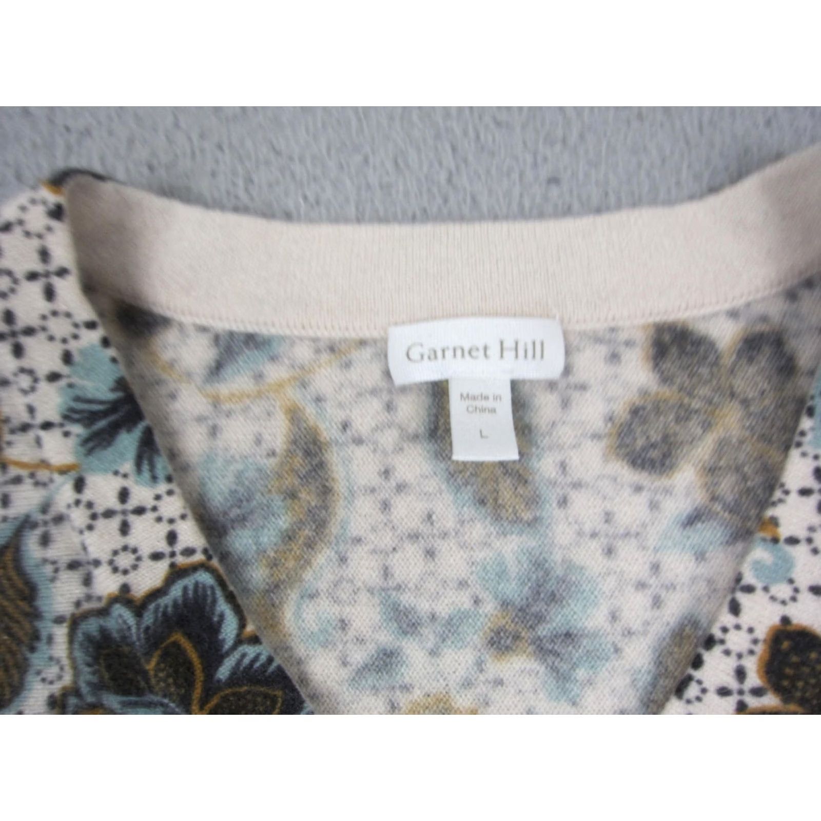 Vintage Garnet Hill Sweater Womens Large Creme Black Floral 100% Cashmere Ladies V-Neck Pull​over Long Sleeve Dolman Pattern Floral Casual/Workwear Size L / US 10 / IT 46 - 4 Thumbnail