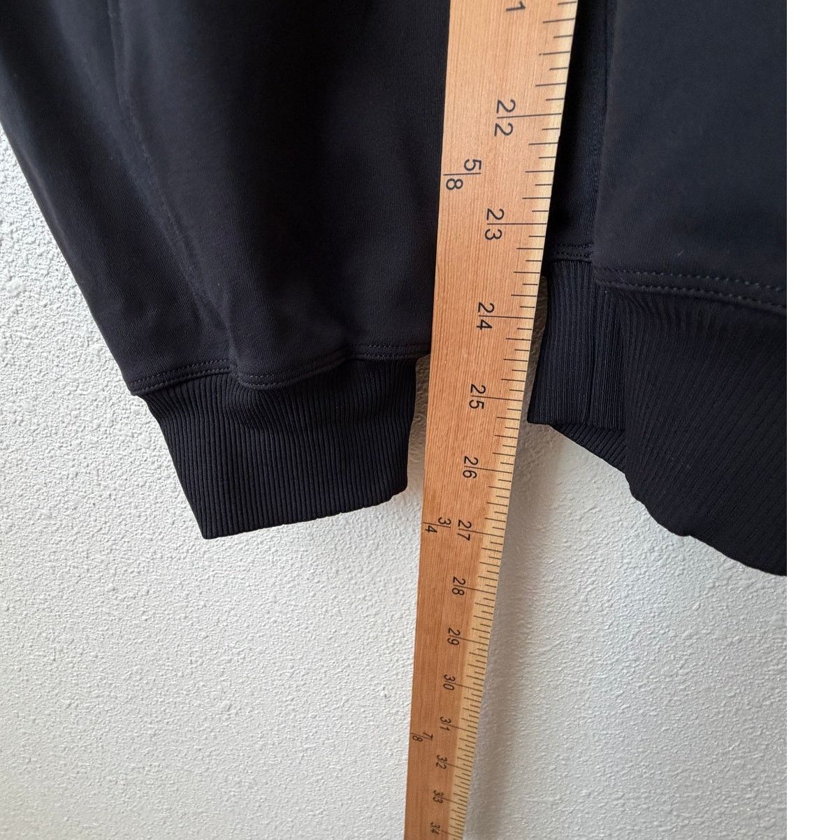 Lululemon Lululemon On The Fly Jogger Black Drawstring Cuffed Pants 2 Size 26" / US 2 / IT 38 - 14 Thumbnail