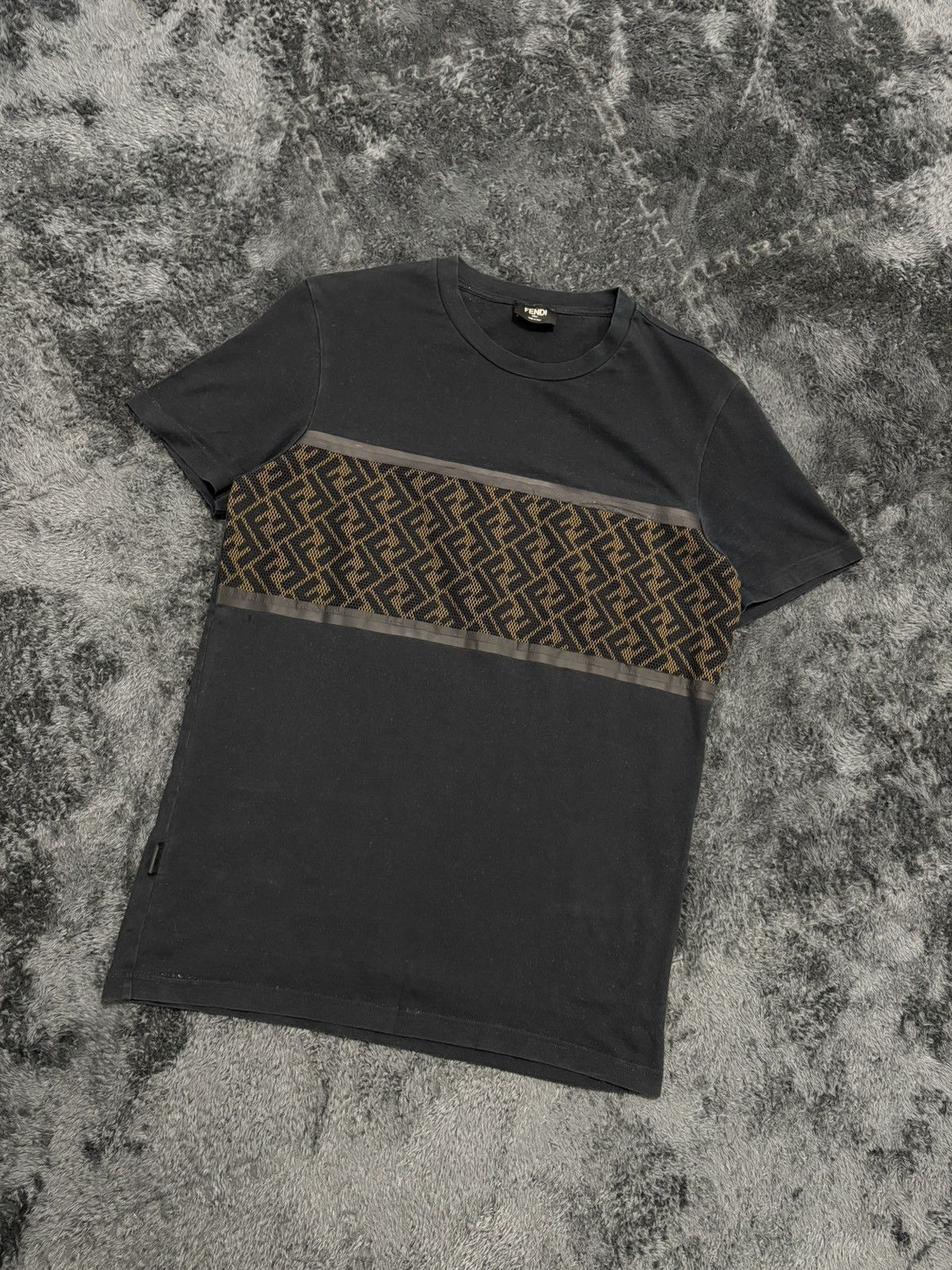 Fendi Fendi Mesh Logo Slim Tee Size US M / EU 48-50 / 2 - 1 Thumbnail