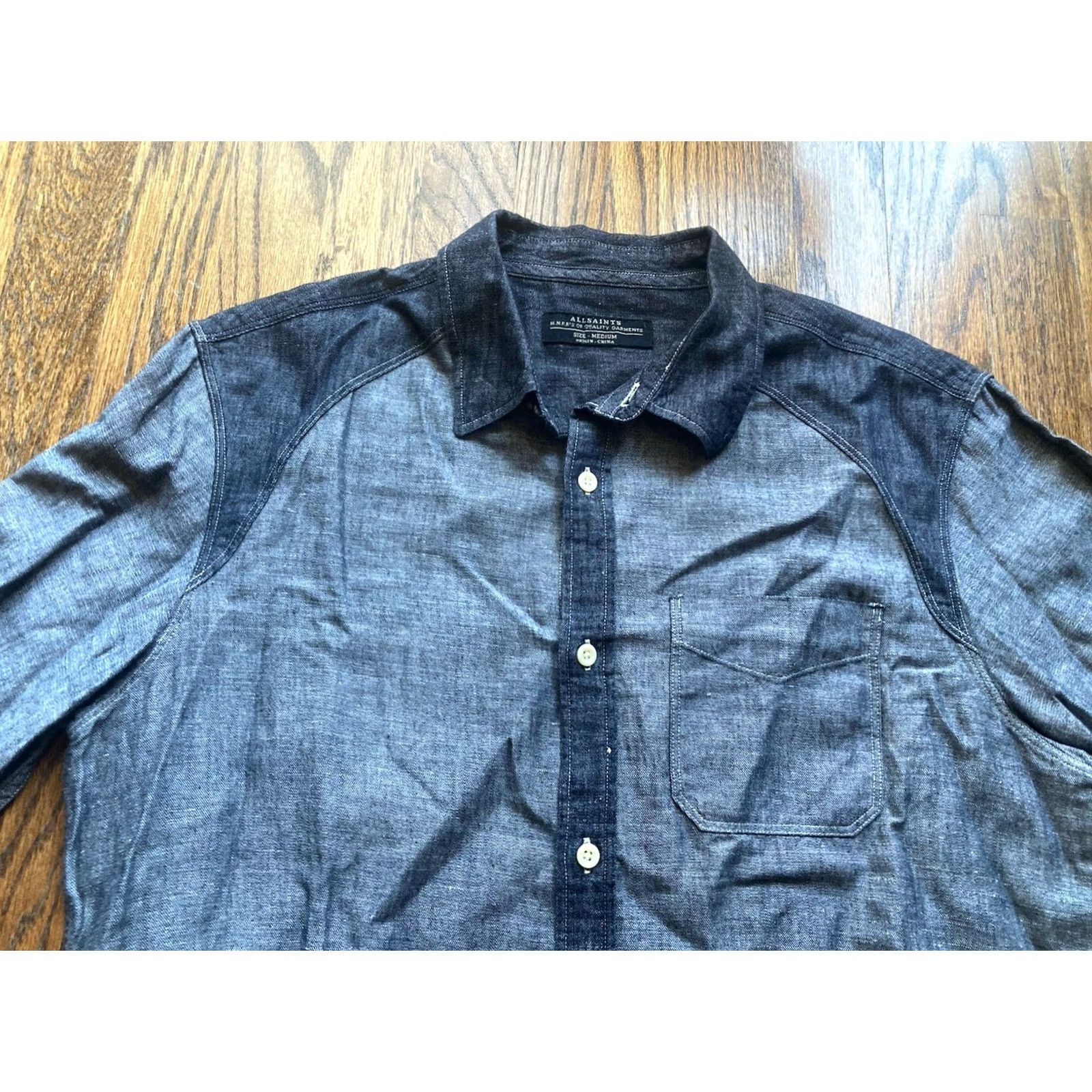 Allsaints ALLSAINTS Cadogan Shirt Mens Medium Blue Chambray Button-Up Linen Blend Shirt Size US M / EU 48-50 / 2 - 2 Thumbnail