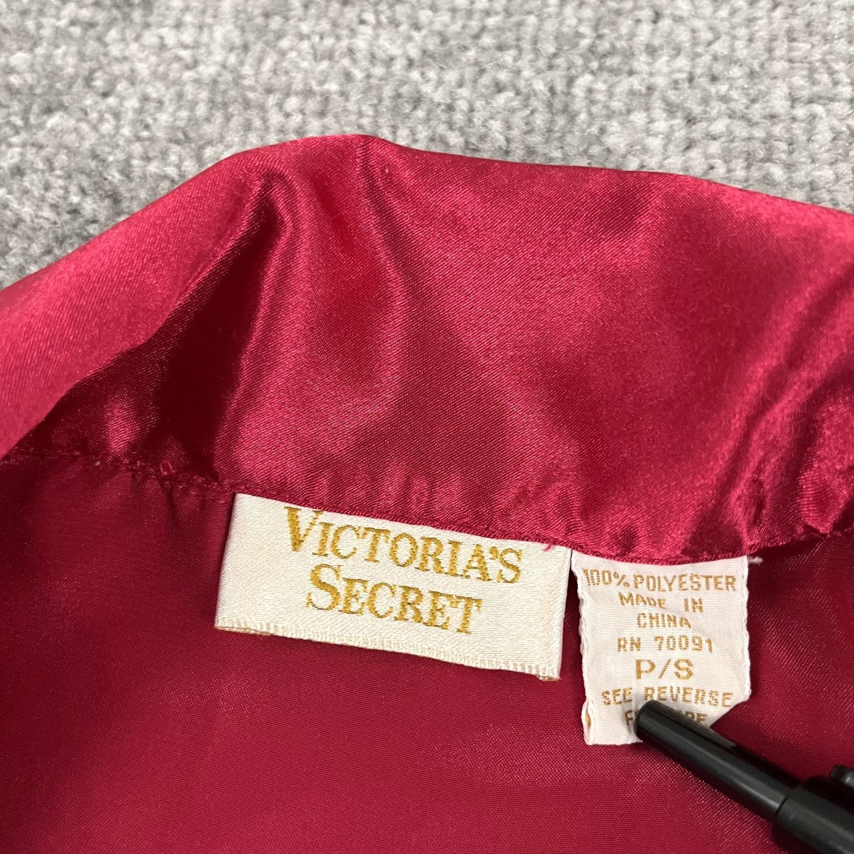 Victoria's Secret Vintage Victoria's Secret Shirt Womens P/S Petite Small Red Pajama Sleep Button Size S / US 4 / IT 40 - 2 Thumbnail