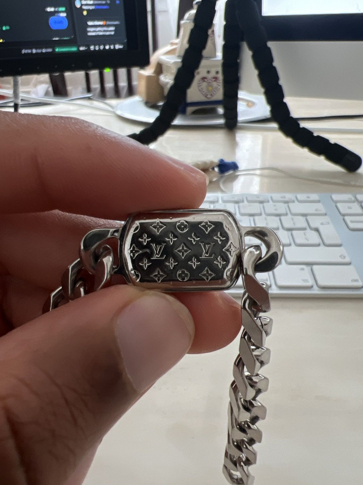 Louis Vuitton Louis Vuitton Shades Bracelet Size ONE SIZE - 7 Thumbnail