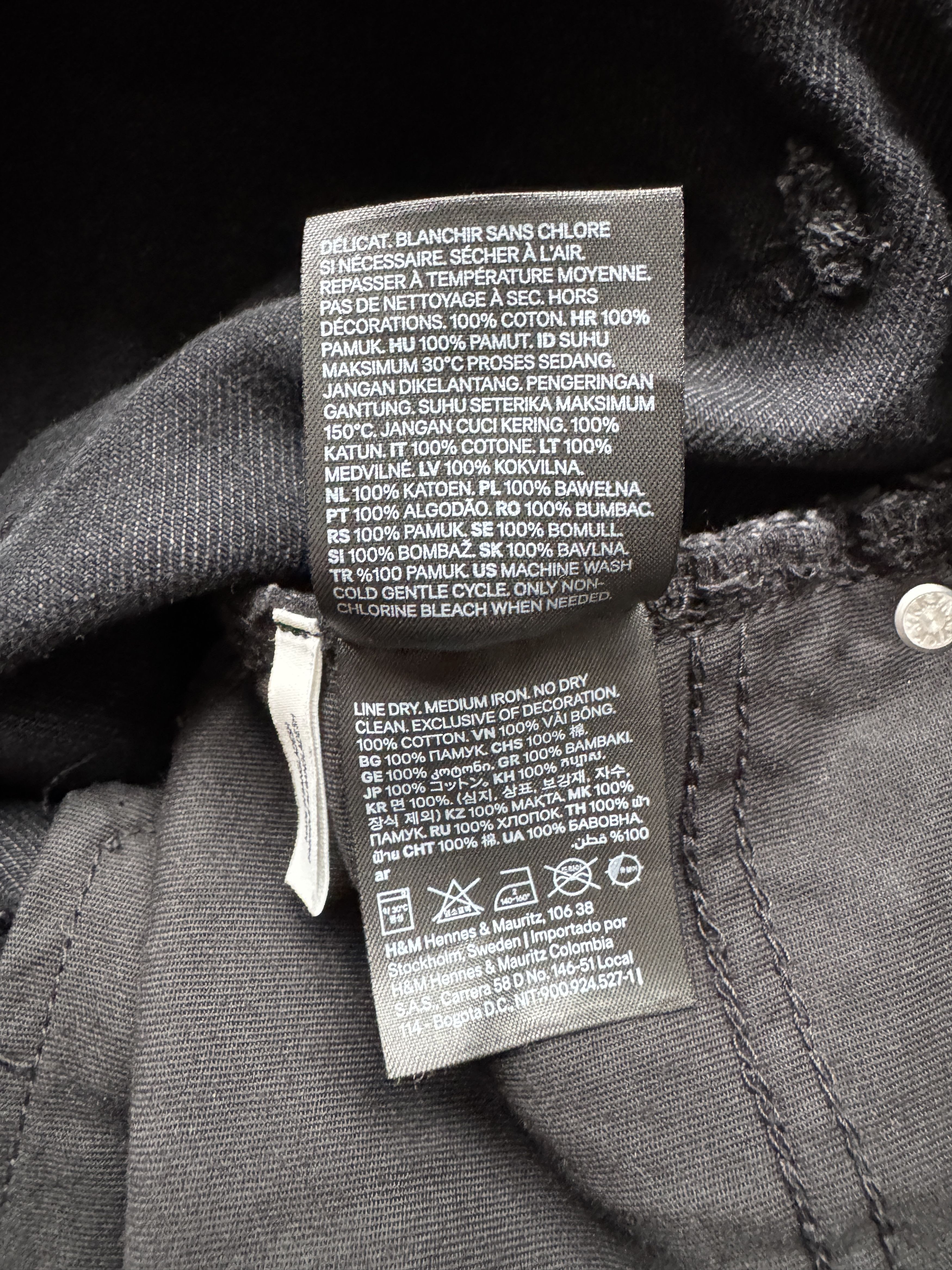 H&M × Jean-Michel Basquiat × Who Decides War Baggy Fit Denim Jeans Size US 32 / EU 48 - 9 Thumbnail