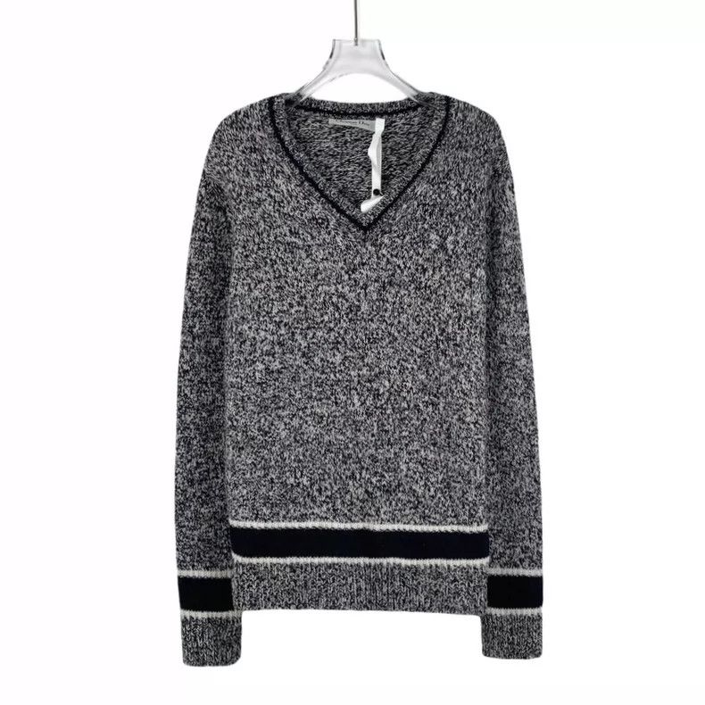 Dior Dior Gray letter inlaid wool V-neck long-sleeved knitted sw Size US XS / EU 42 / 0 - 1 Thumbnail